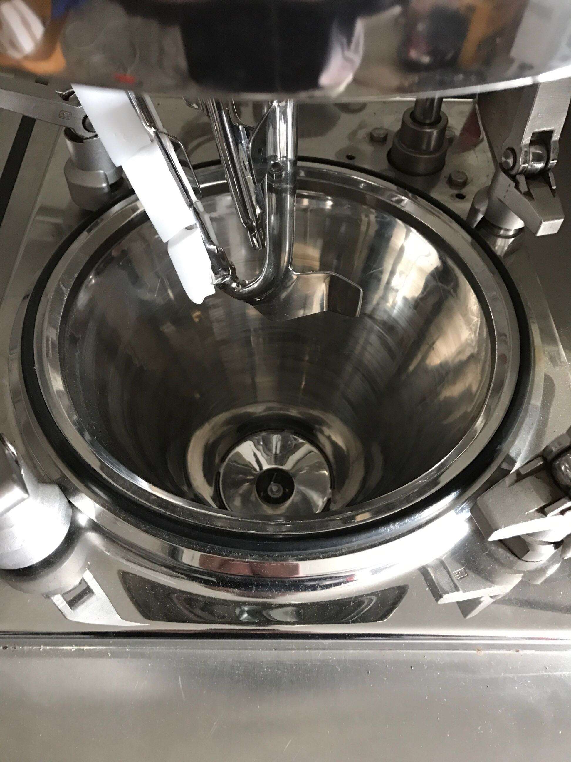 Homogenizing mixer for labor 3