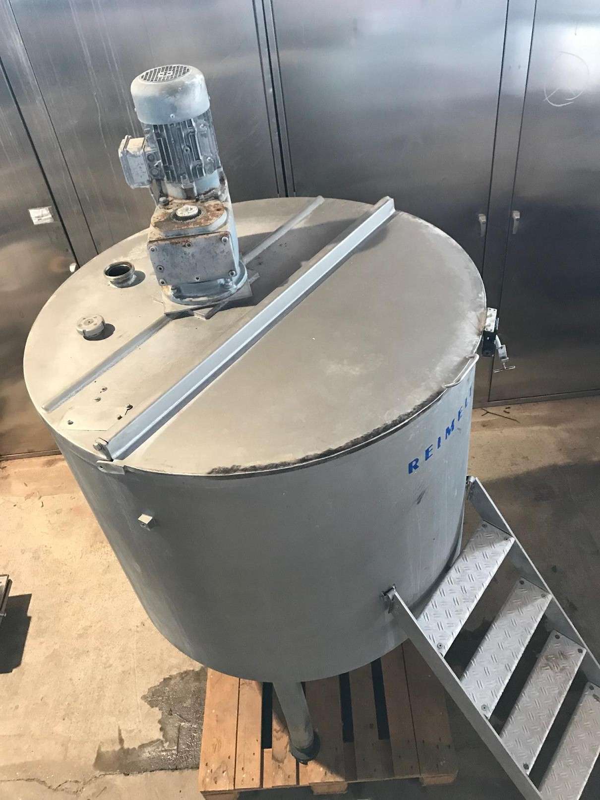 1200 l Stainless Steel Tank 3