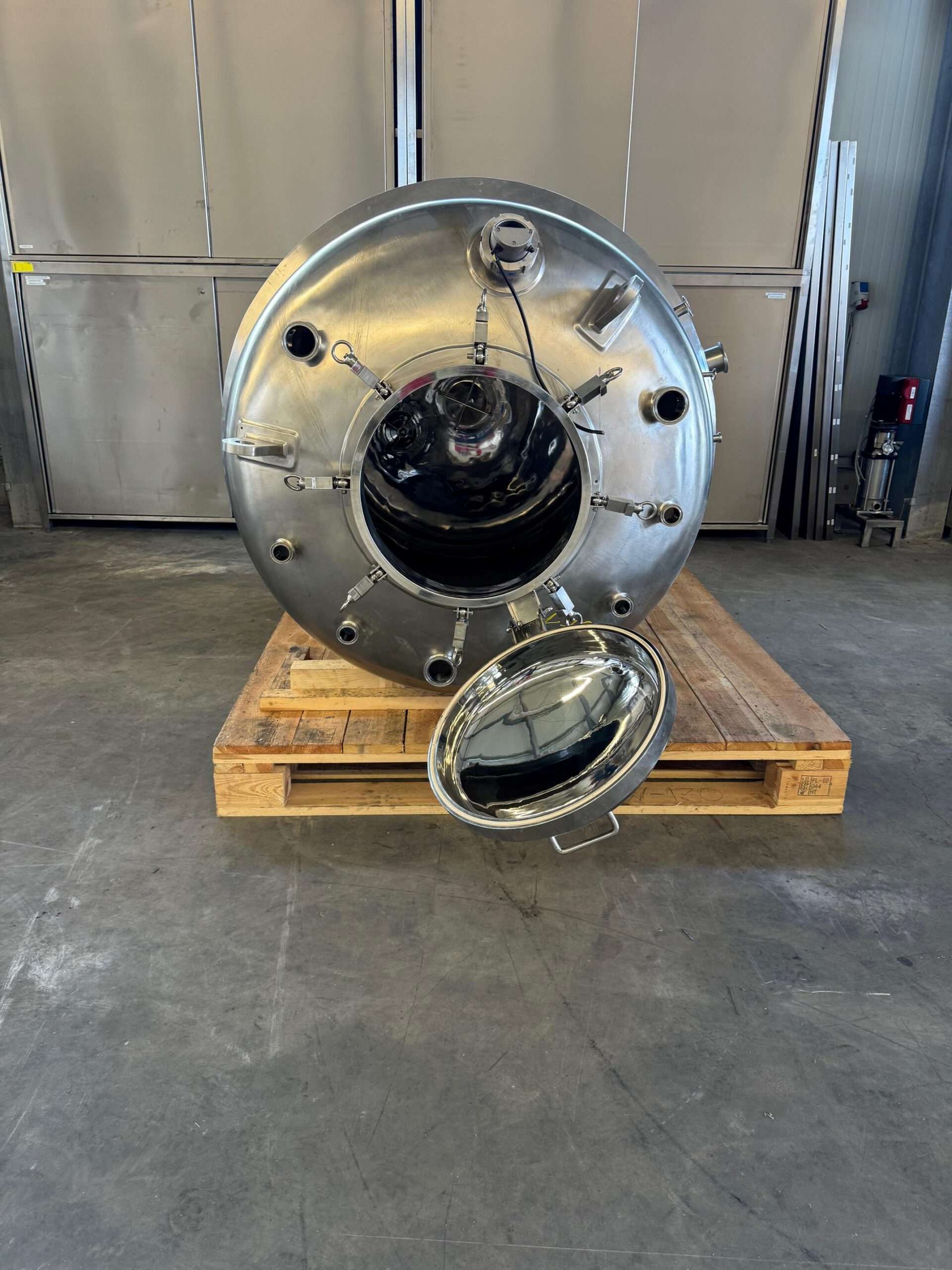1200 Liters Process Tank NEW 3