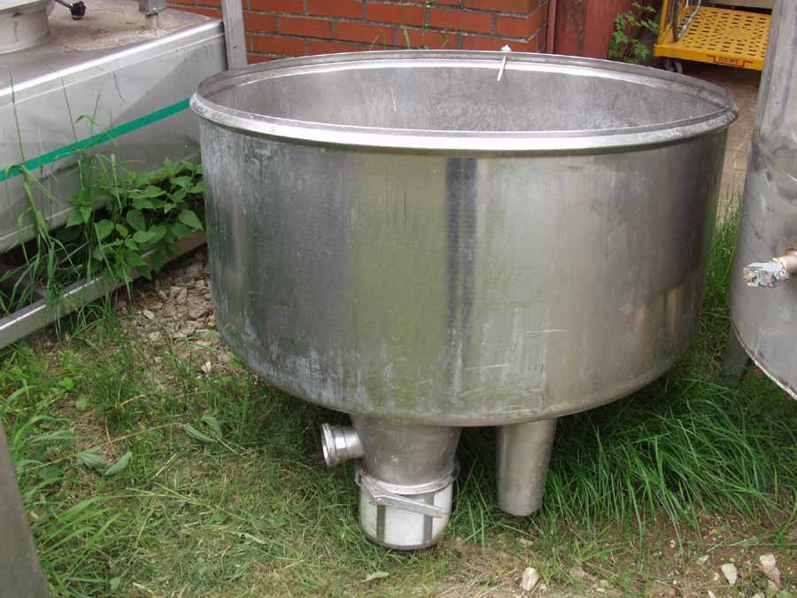  Stainless Steel Tank 