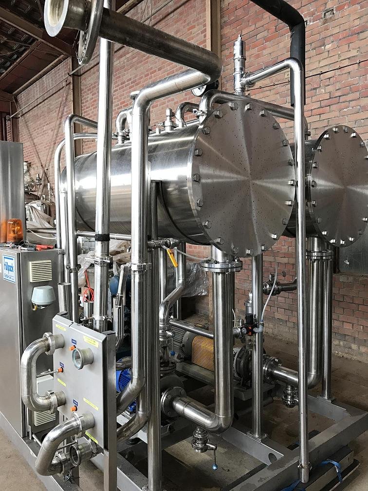 Vacuum degassing system