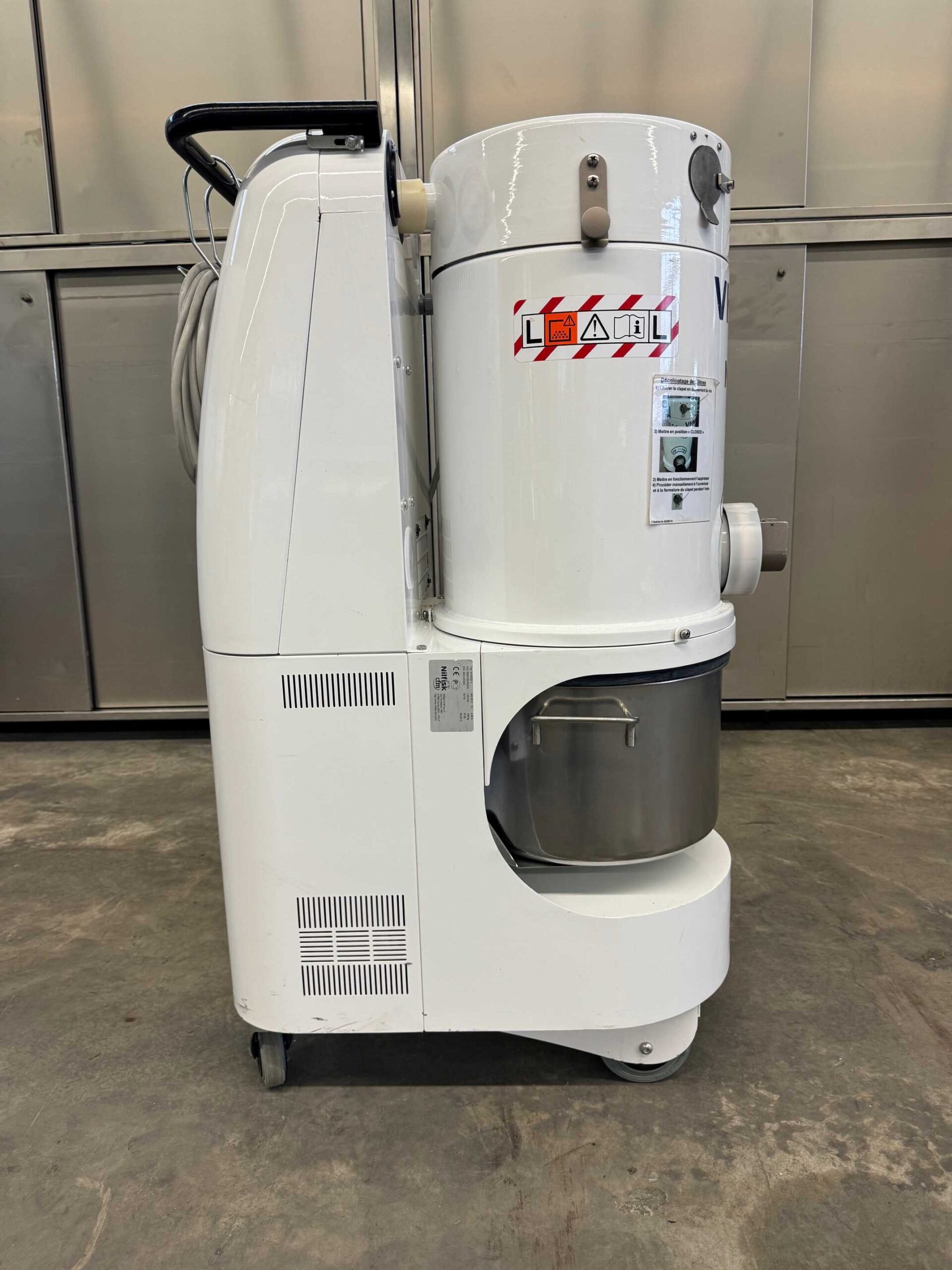 Vacuum Cleaner