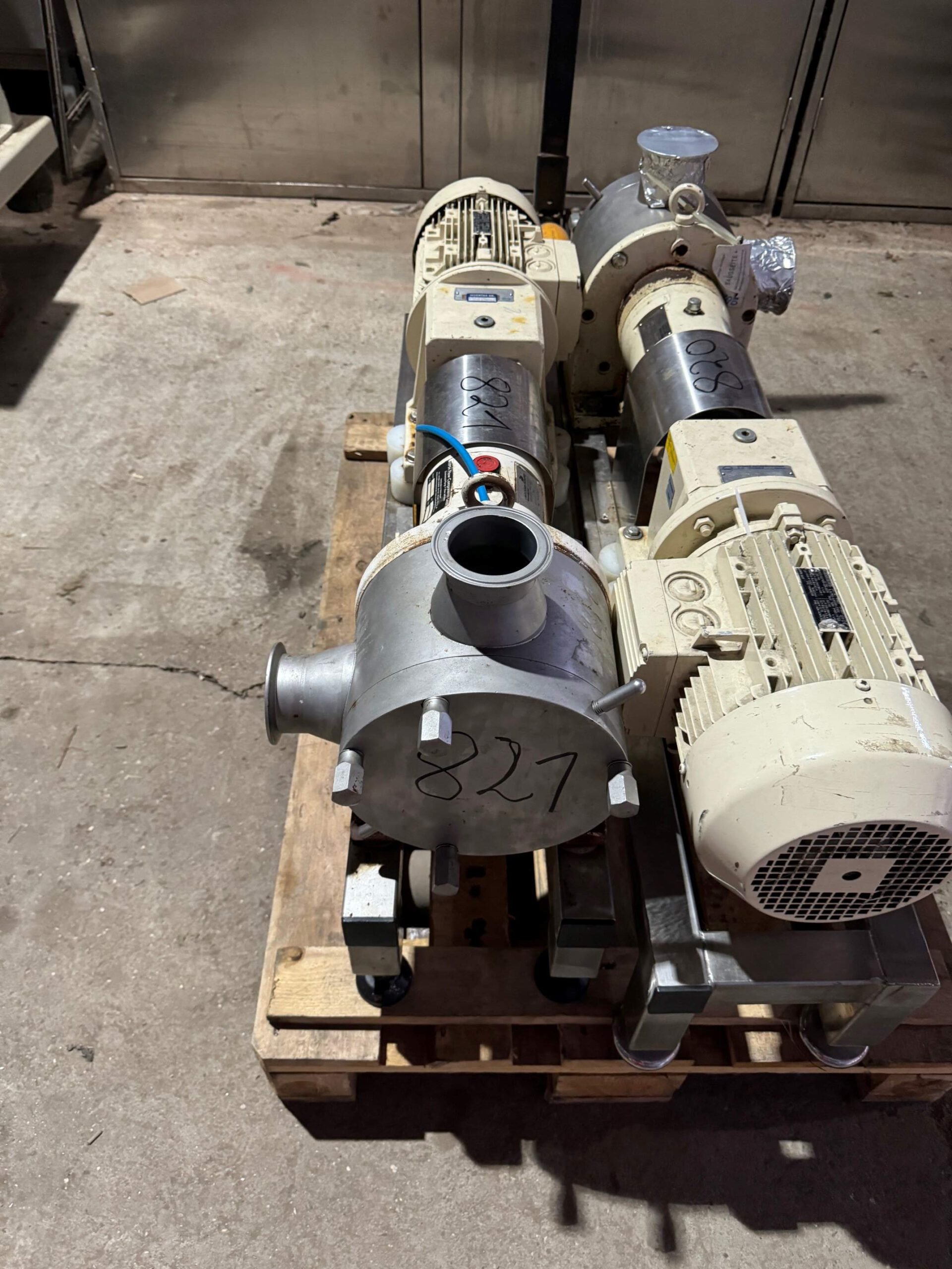 Sine pump