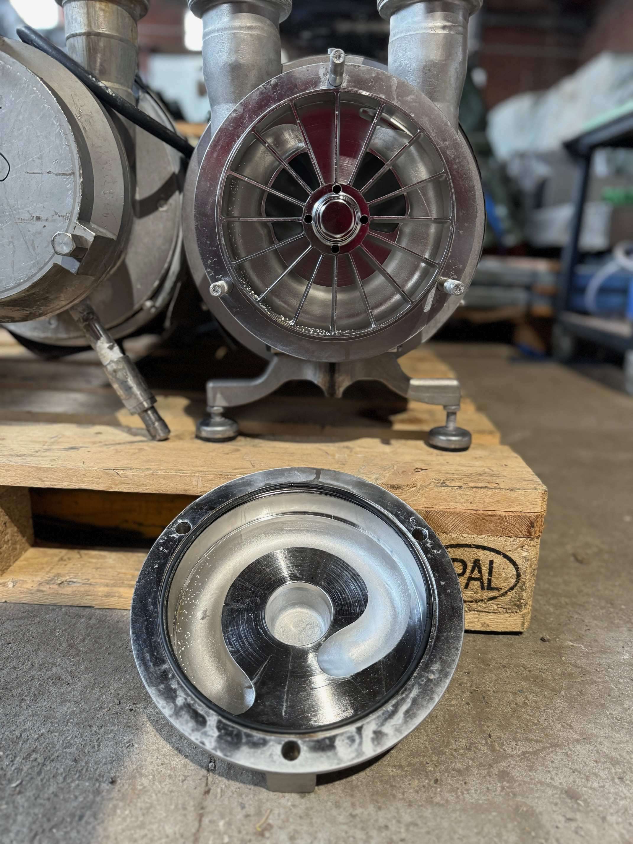 Hilge SIPLA 52.1 BYS 65/65/7,5/4 Centrifugal Pump used 2
