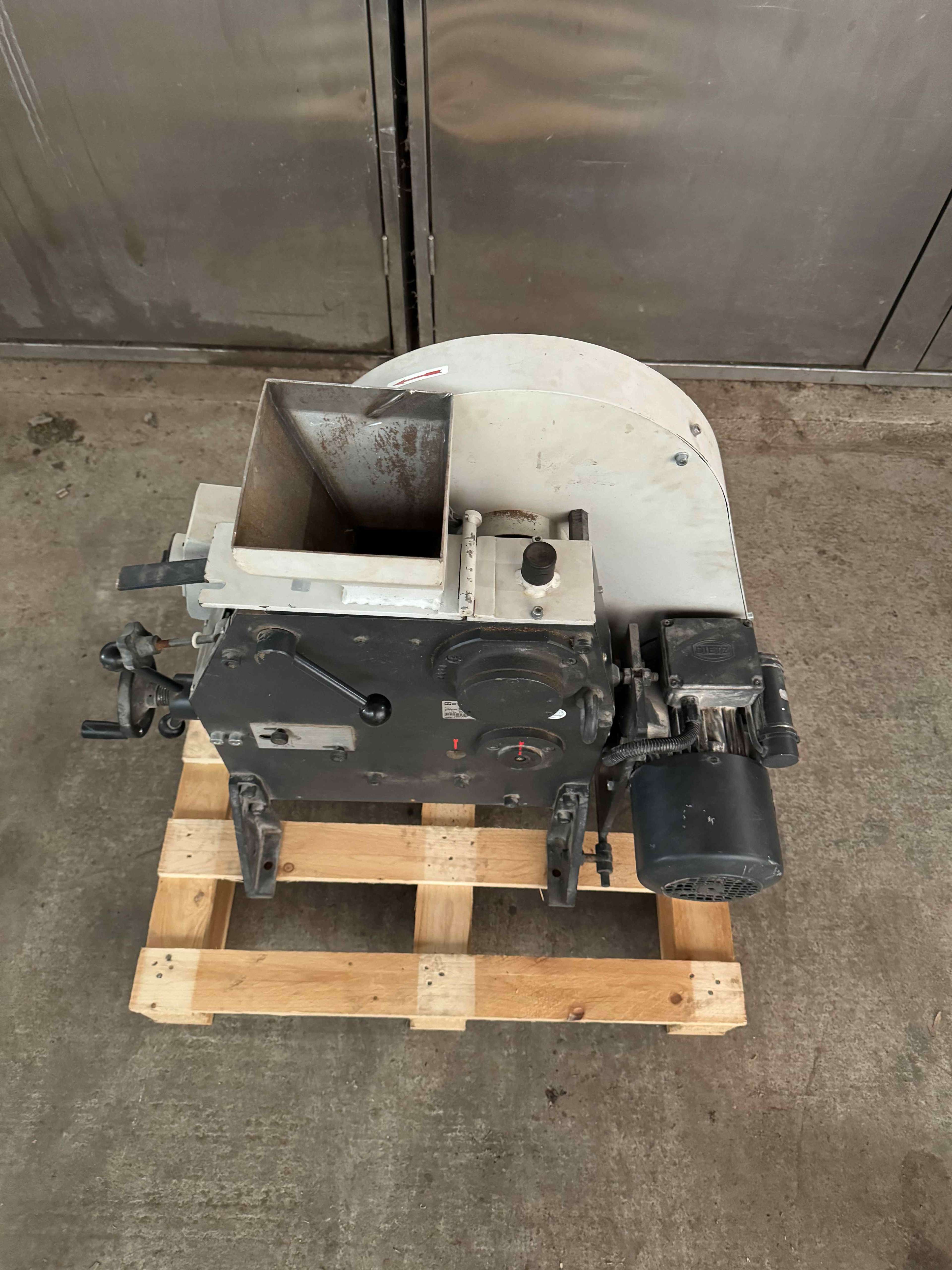 Jaw crusher 4