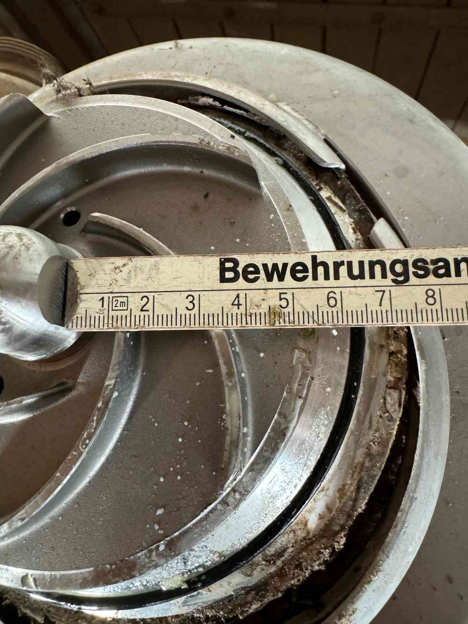 Centrifugal pump 5