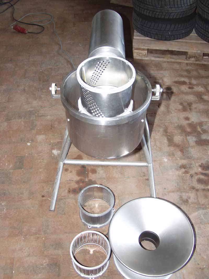 Universal machine 3