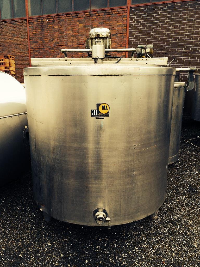 Stainless steel vessel