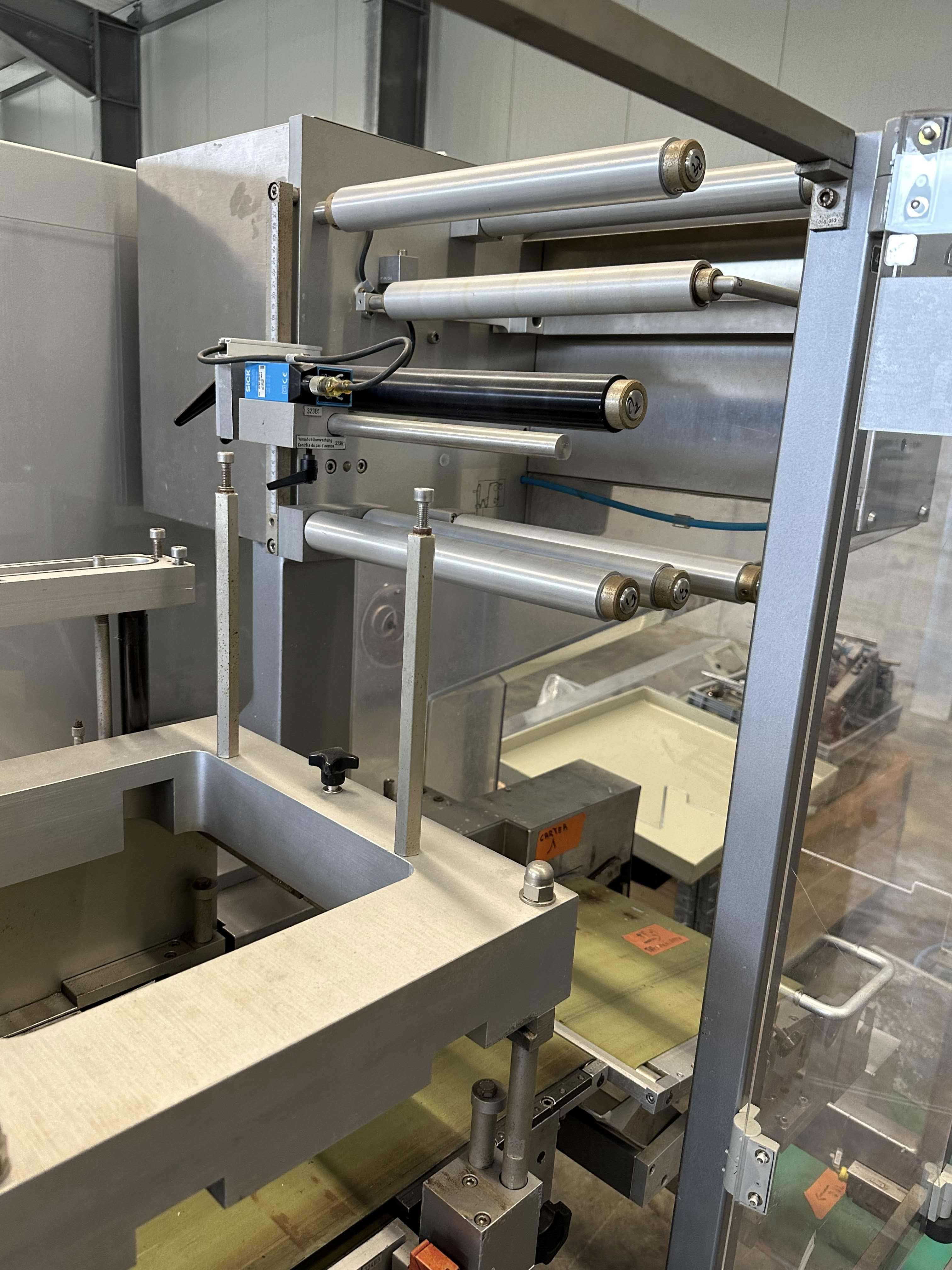 Blistermaschine for Vials 8