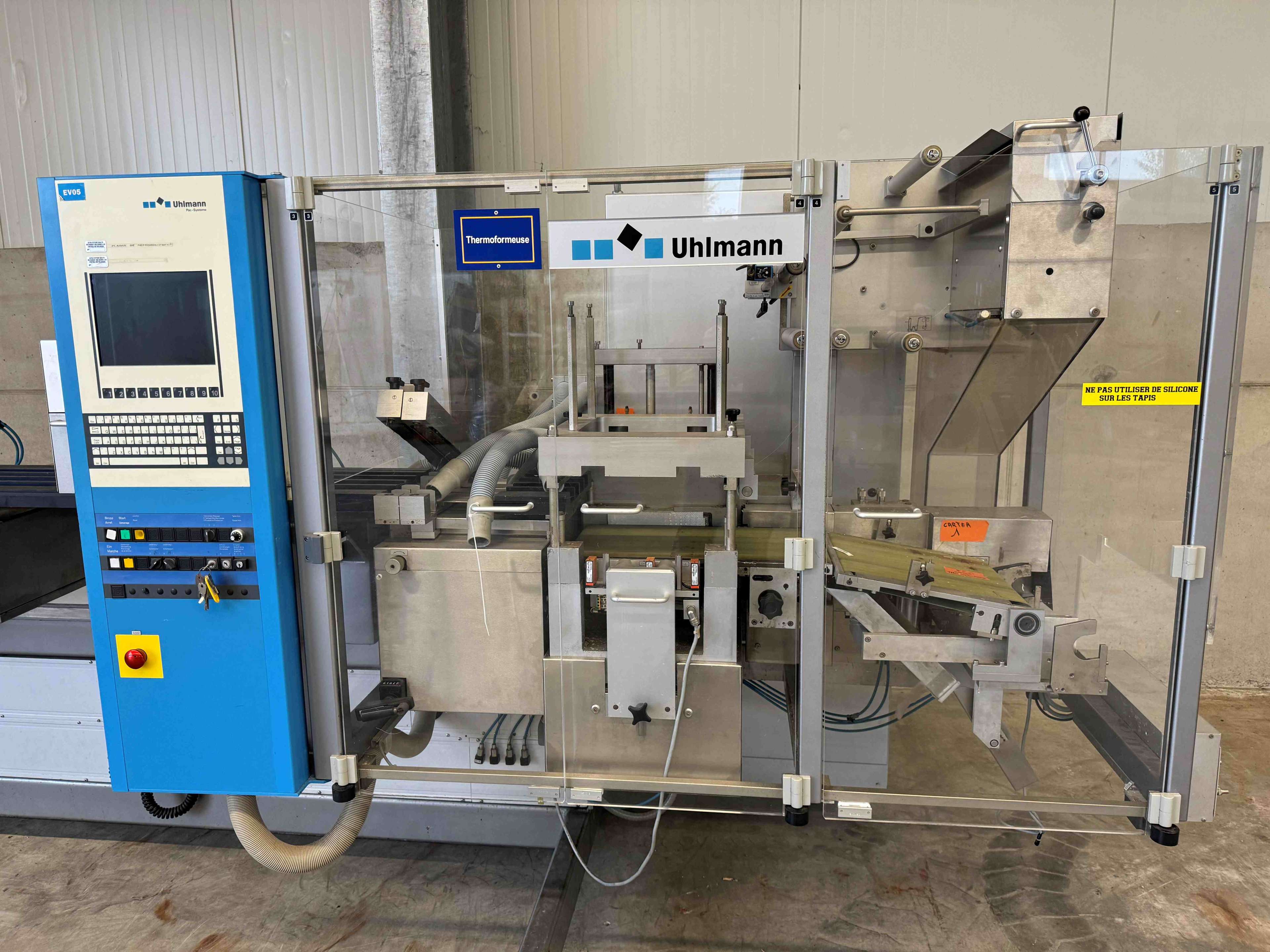 Uhlmann UPS 4 blister packing machine for vials used 7