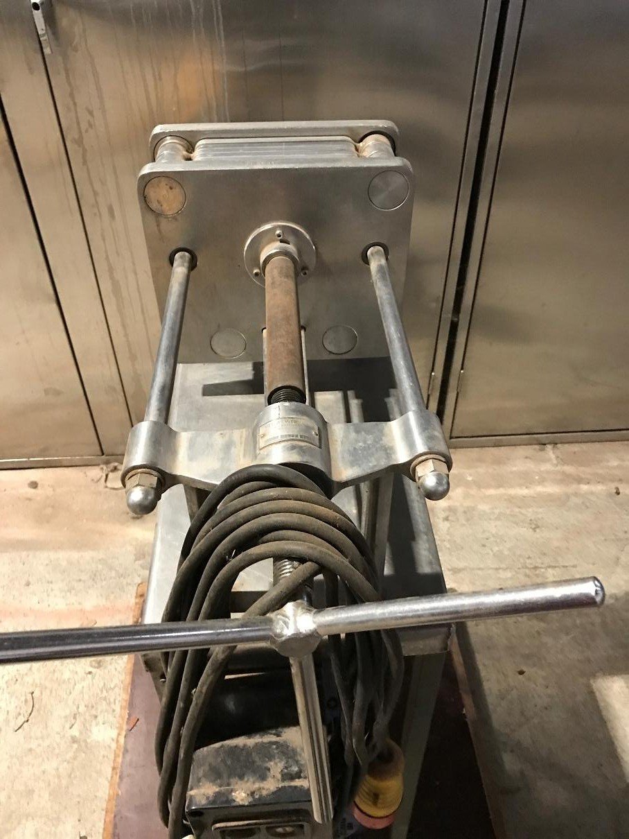 Filter press