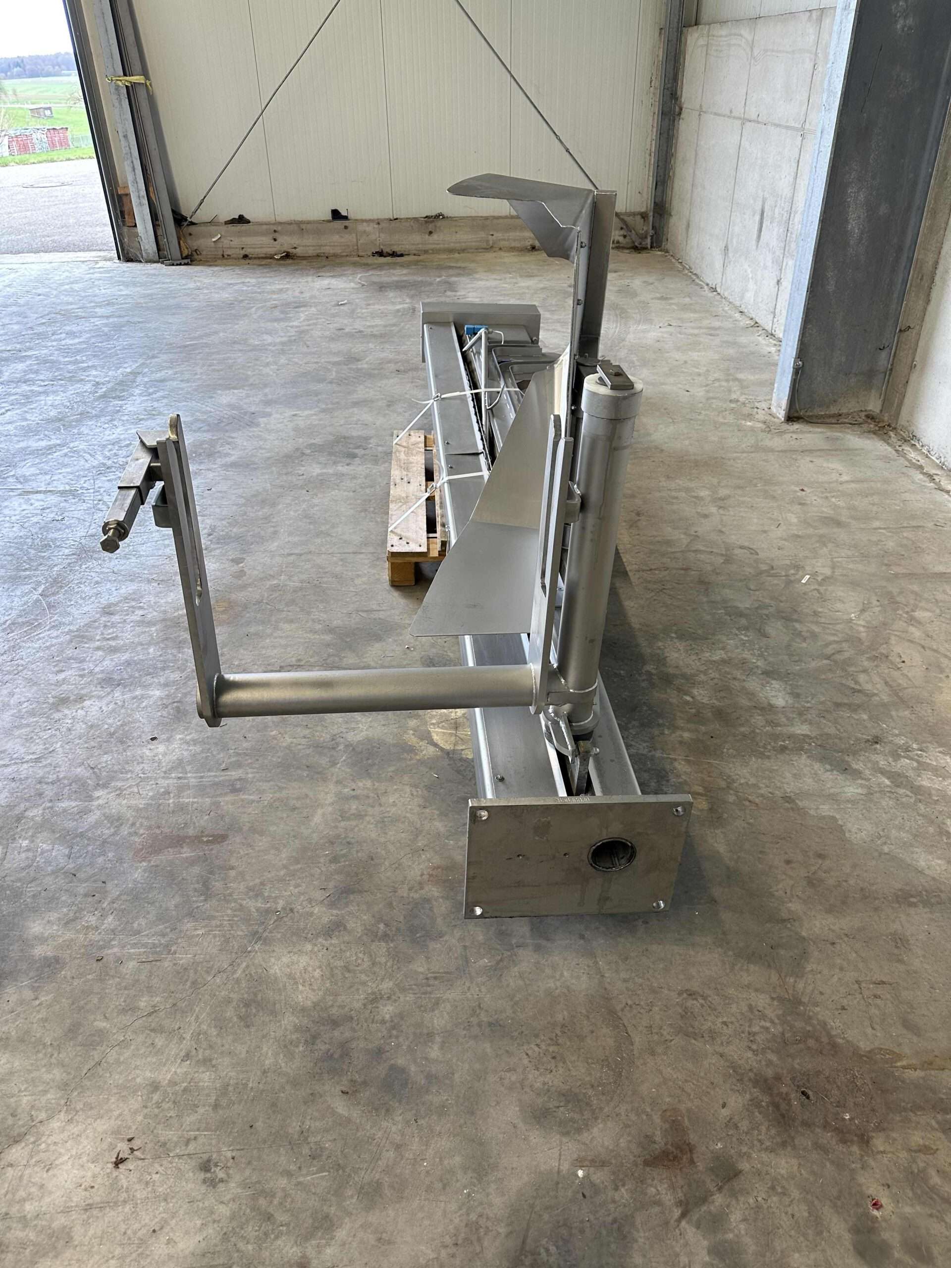 Lifting device 2