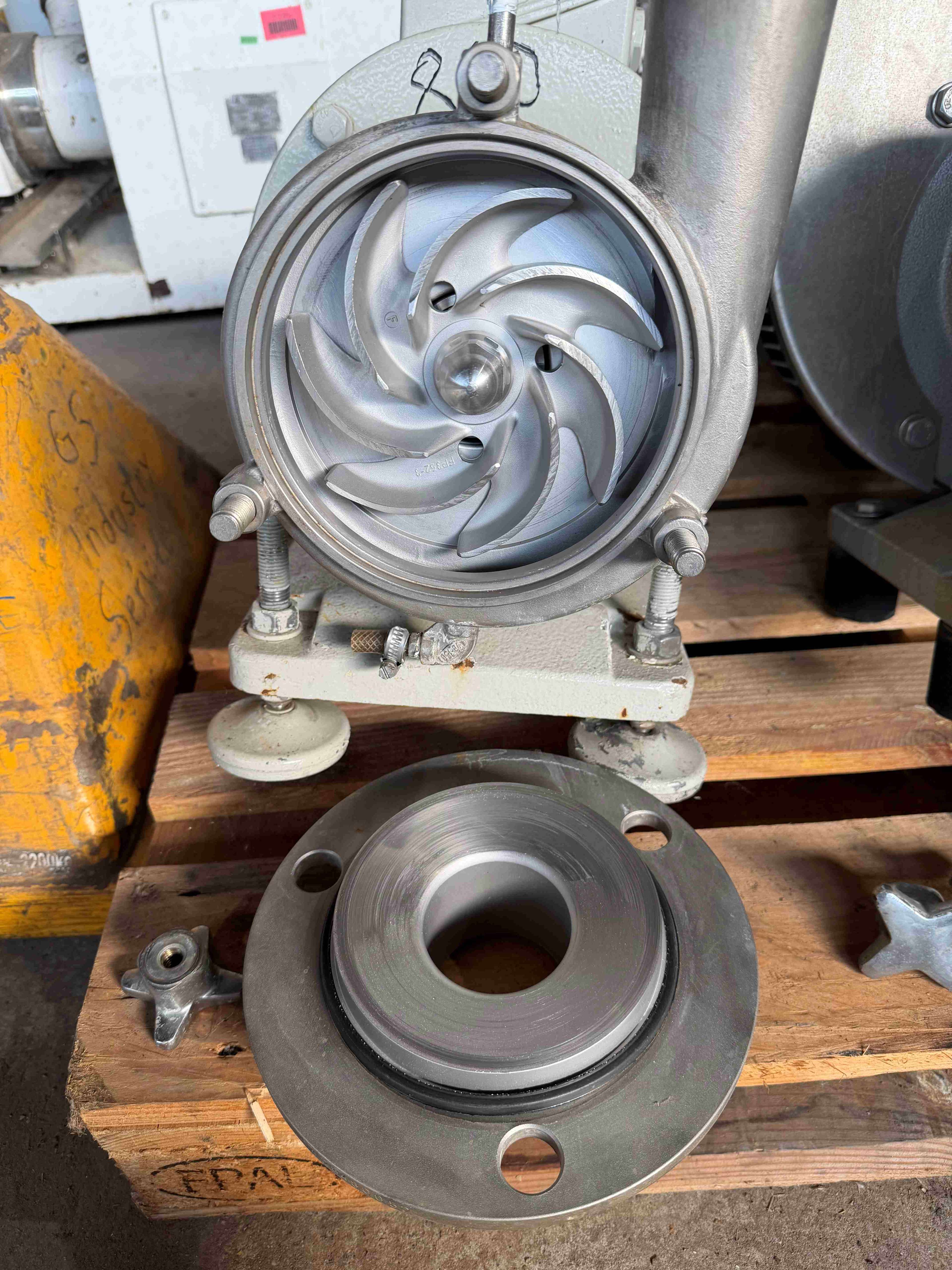 Fristam FP 742 KF Centrifugal Pump used 2
