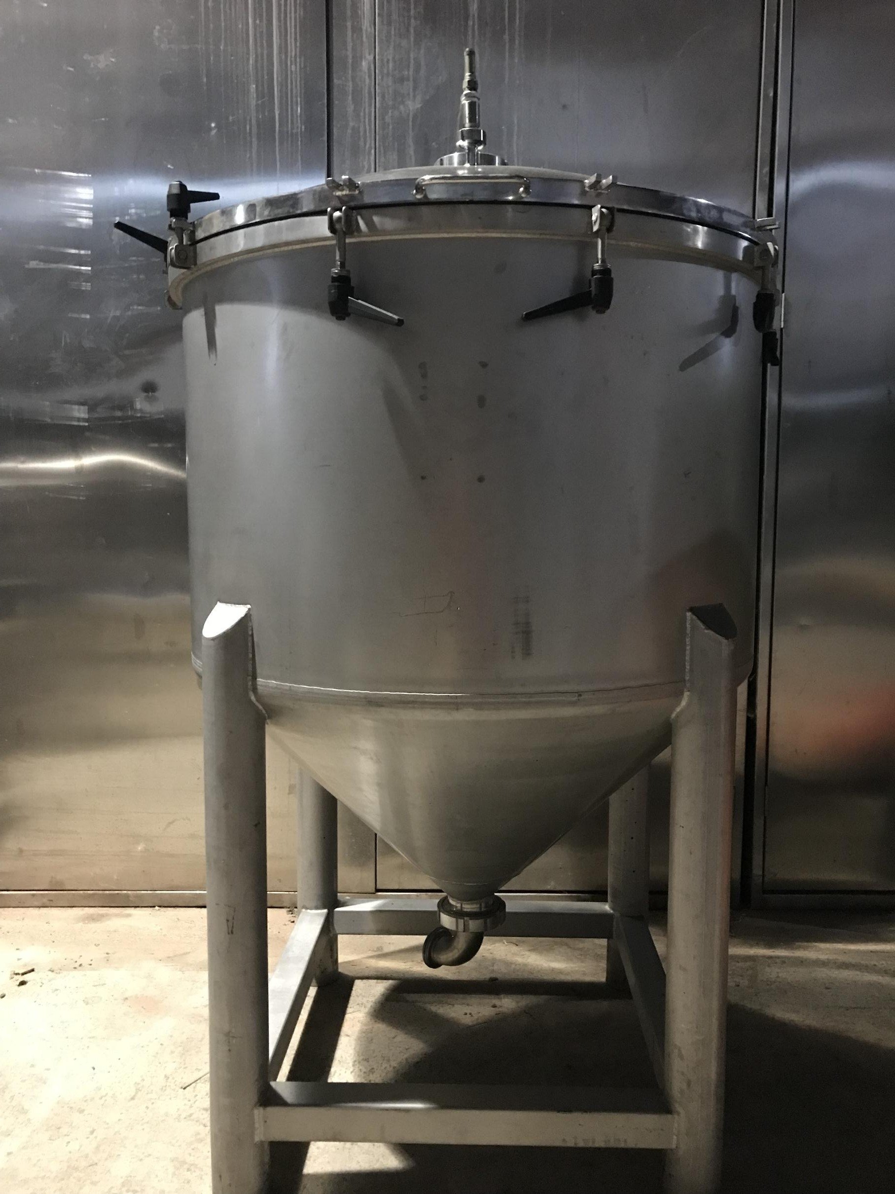 Stainless Steel Tank
