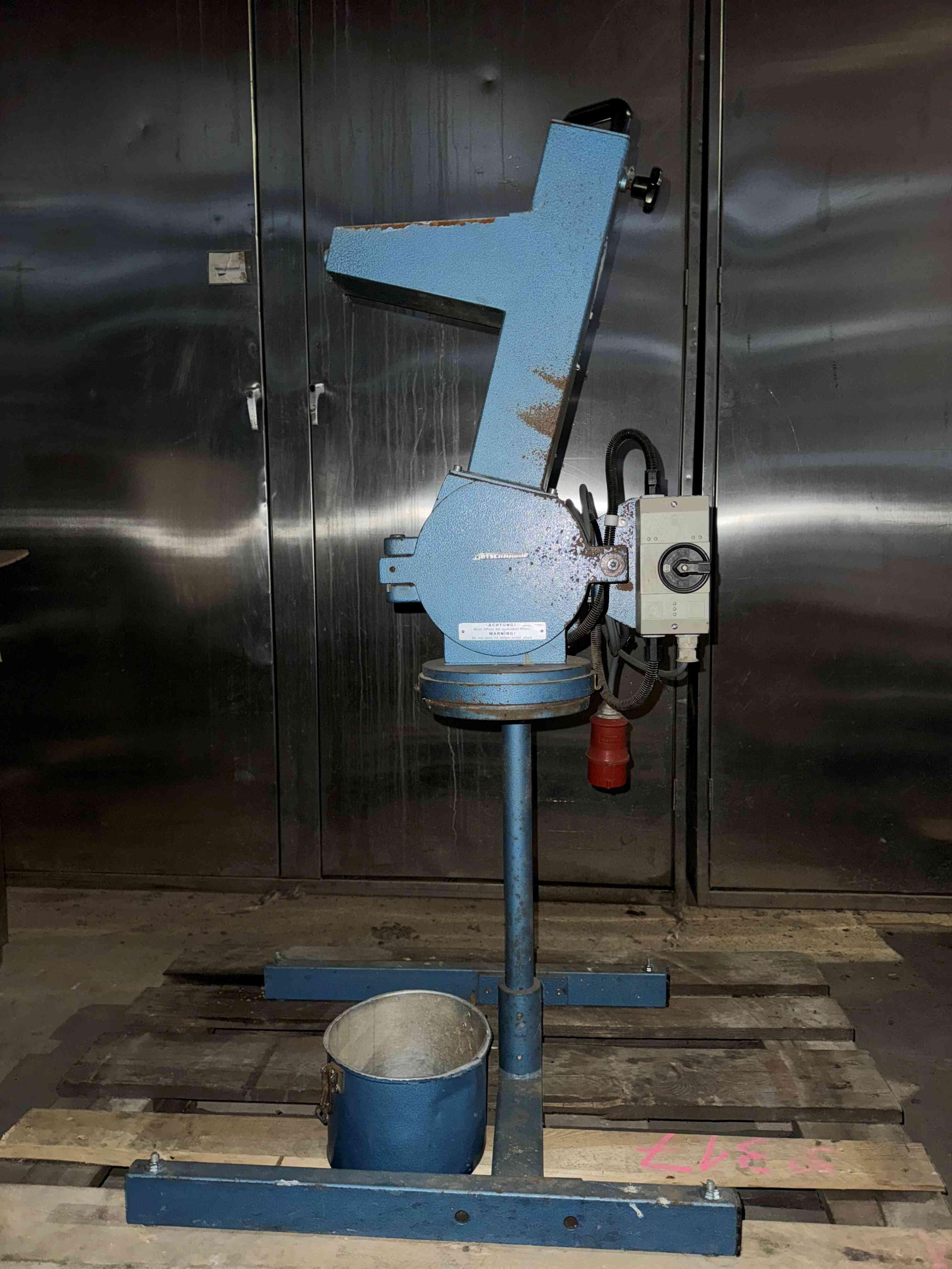 Gebrauchte Machines Cutting mill - Retsch - Industriemaschine kaufen bei GS-INDUSTRIESERVICE Heidenheim