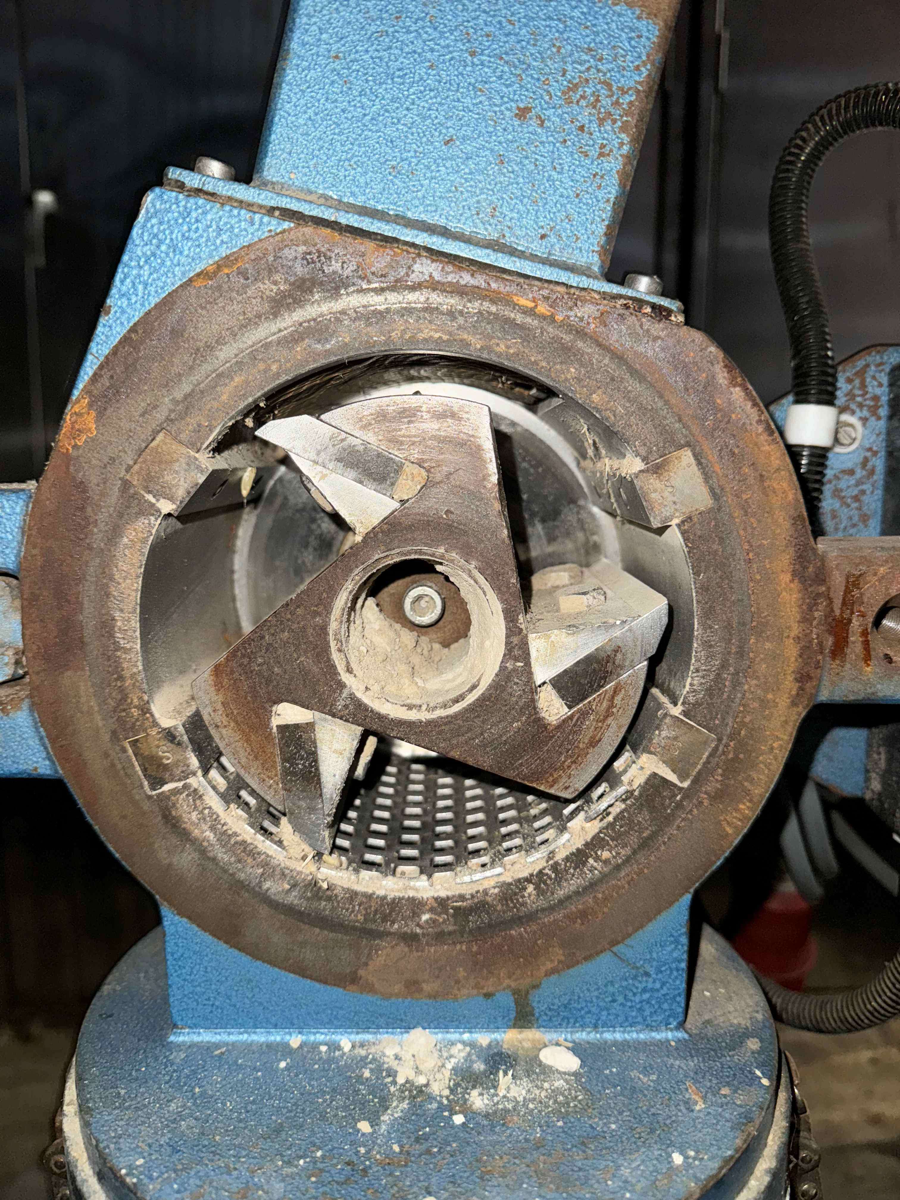 Cutting mill 5