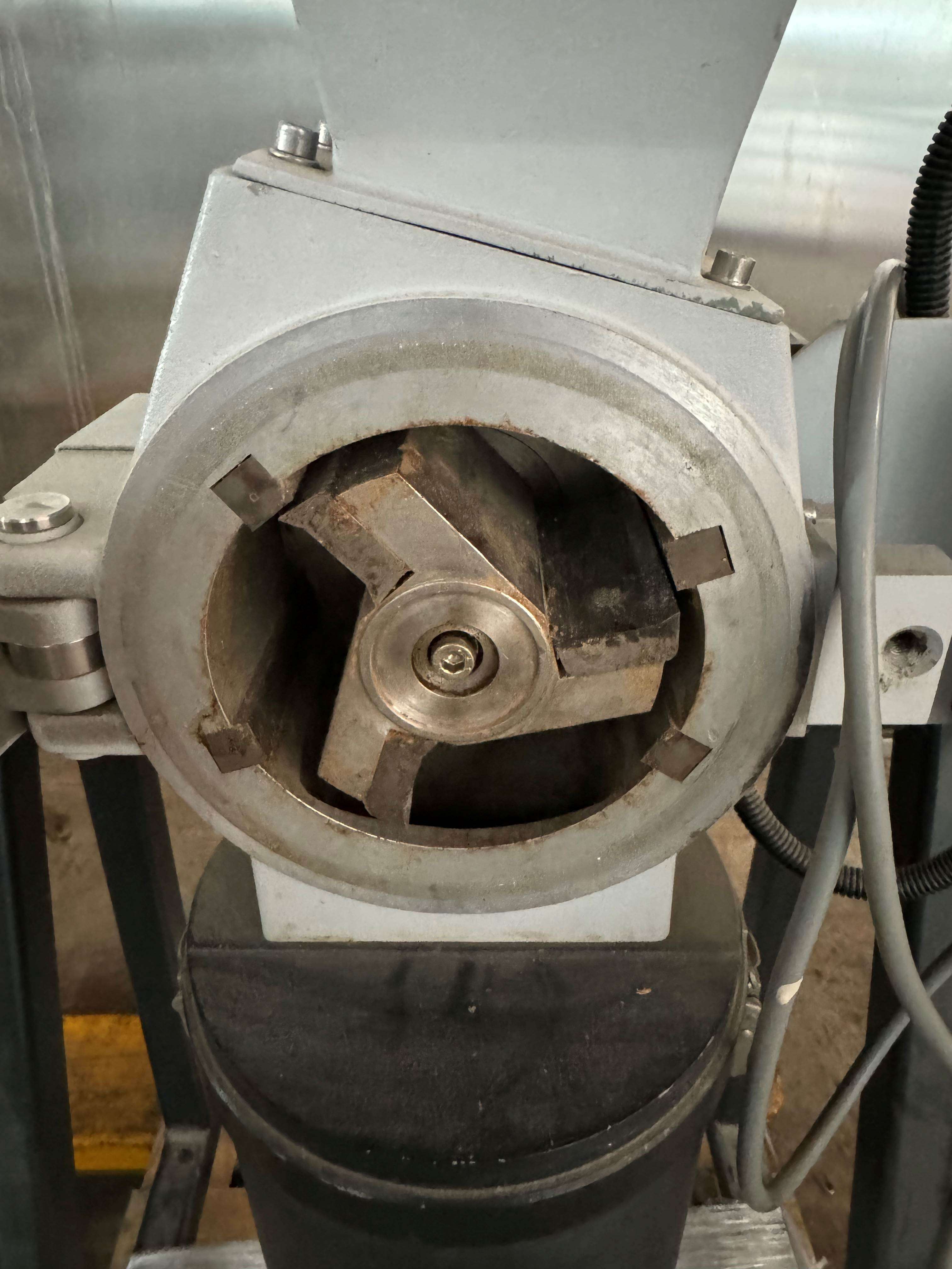 Cutting Mill 4