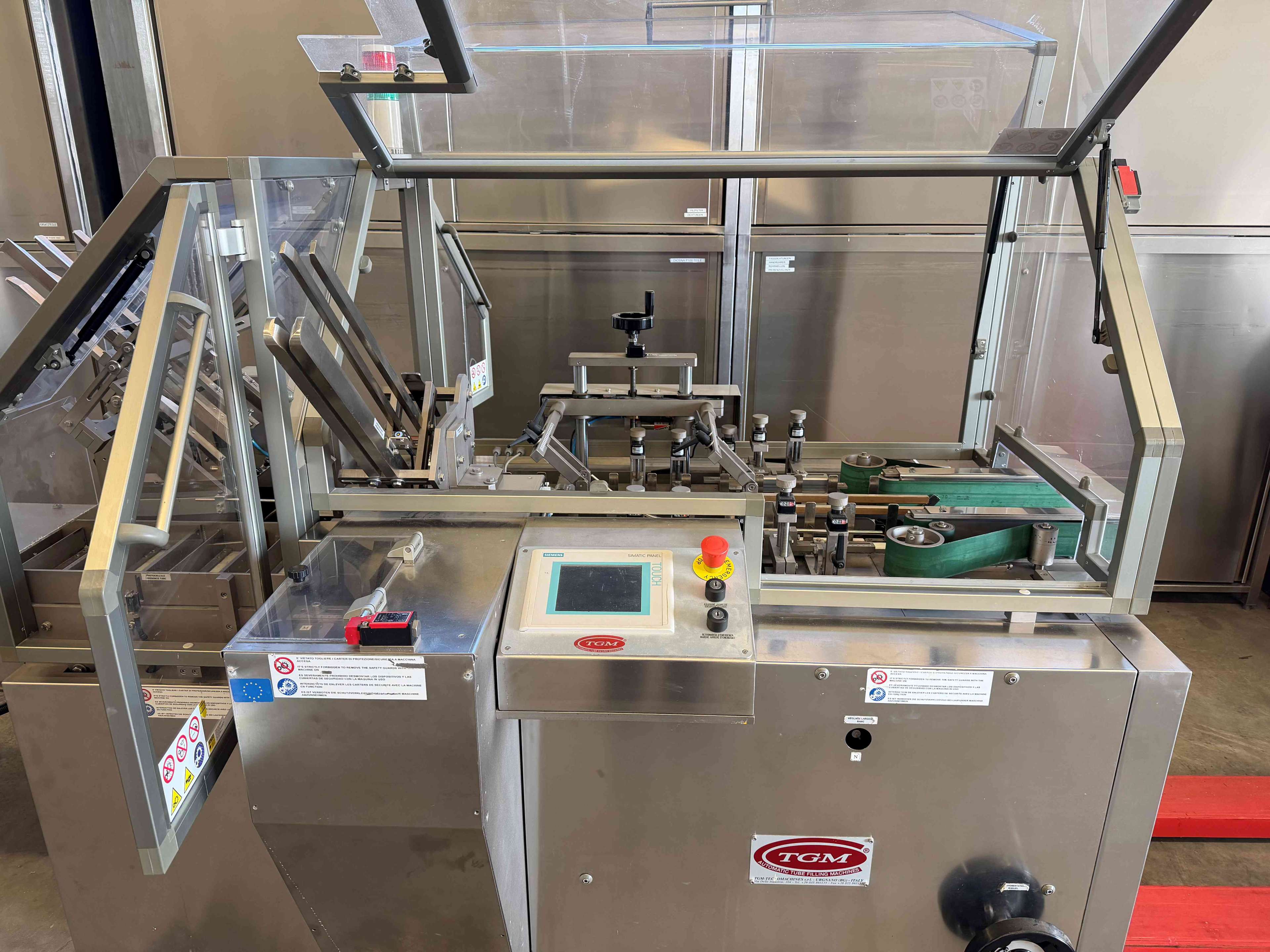 Cartoning machine 5
