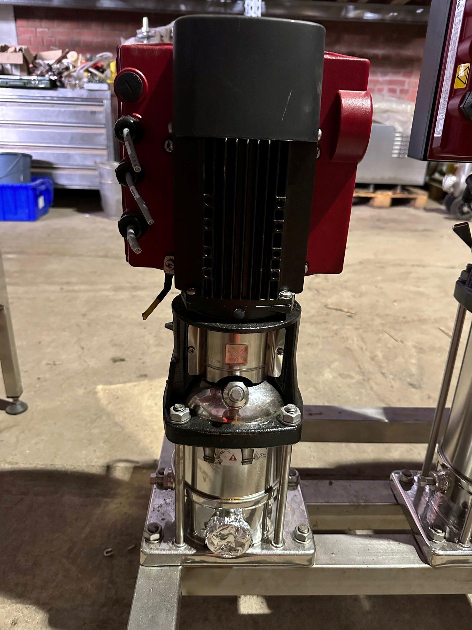 Gebrauchte Pumps Centrifugal Pump - Grundfos - Industriemaschine kaufen bei GS-INDUSTRIESERVICE Heidenheim