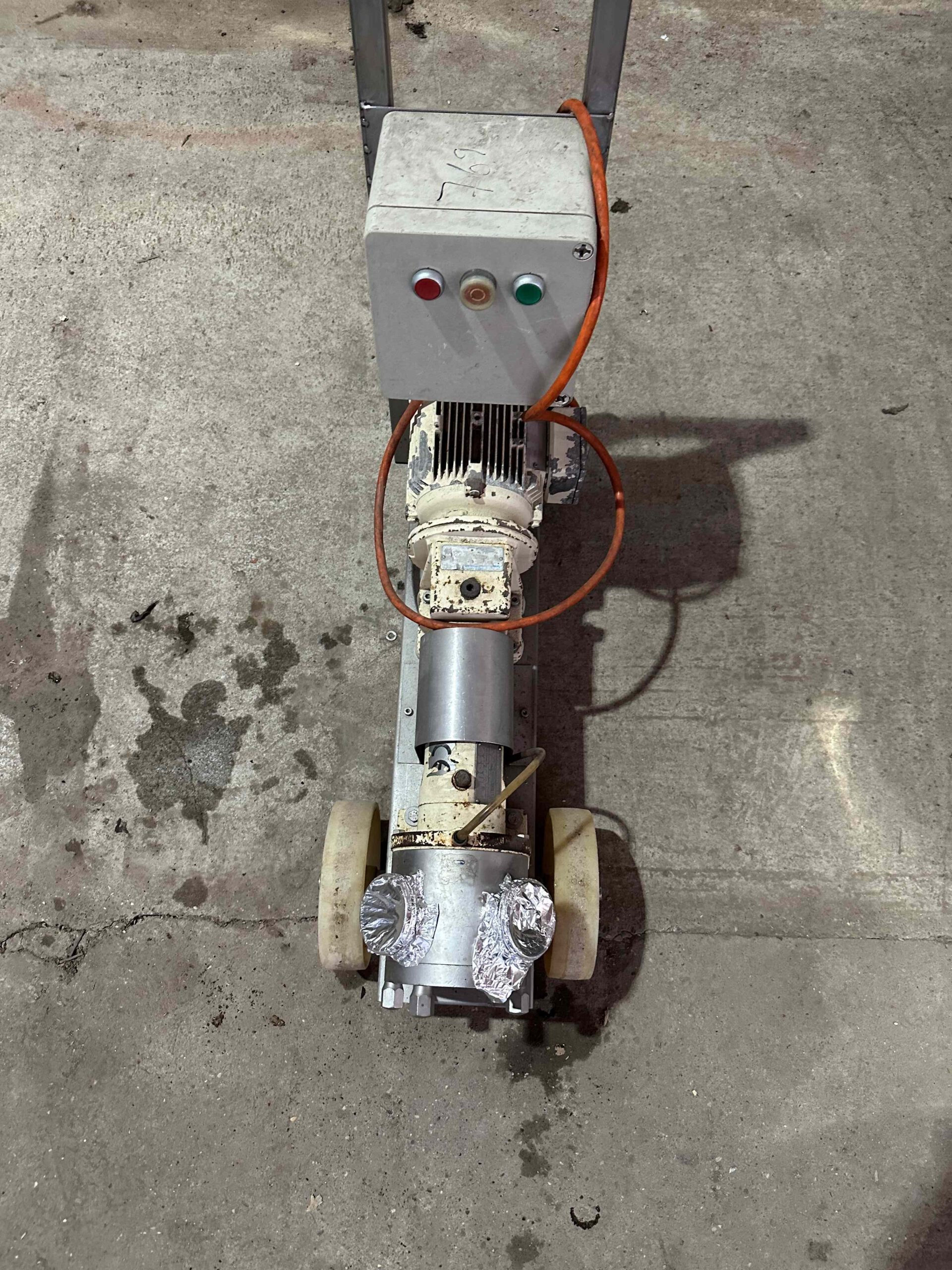 Sine pump