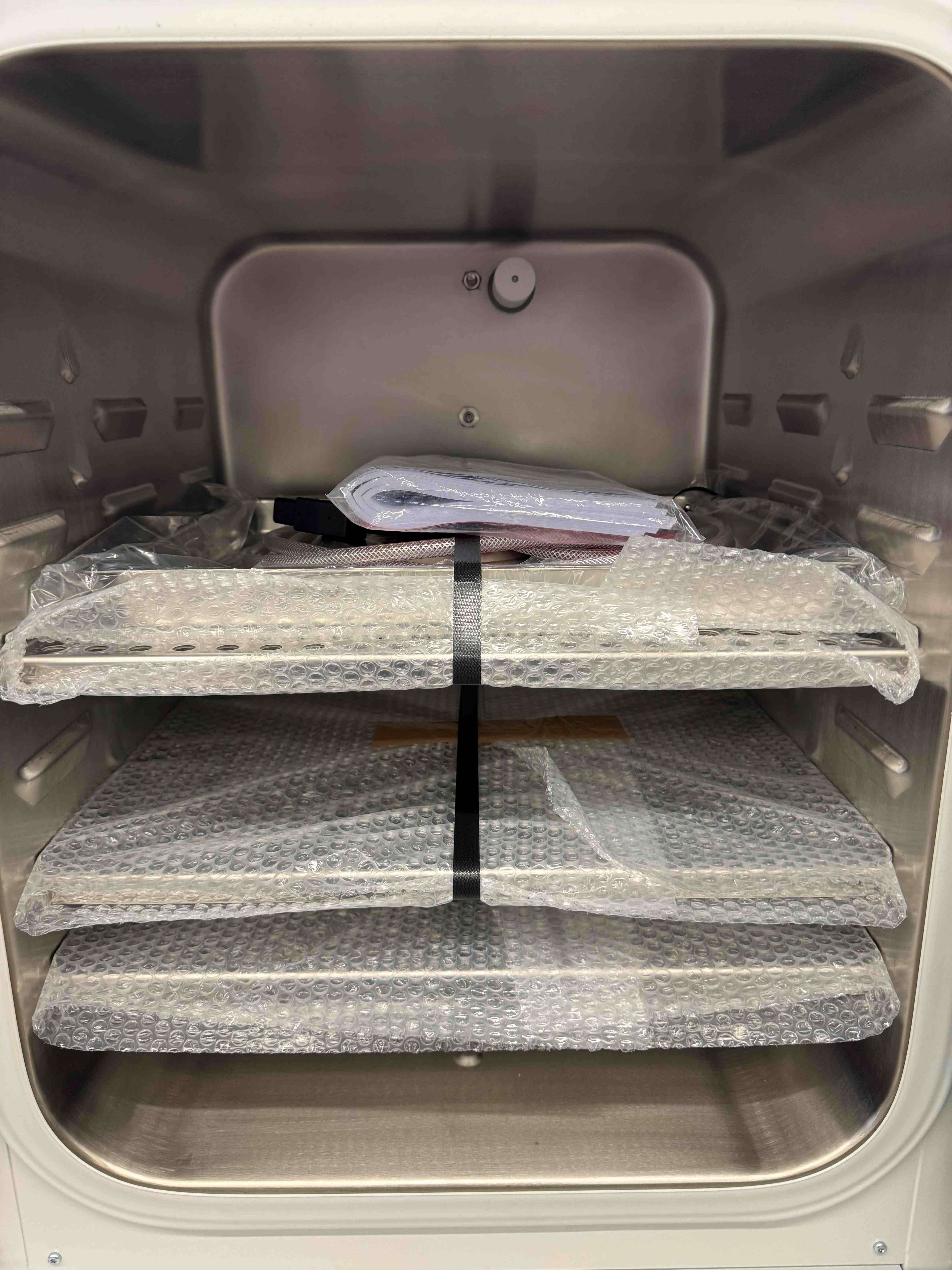 Incubator NEW unused 2