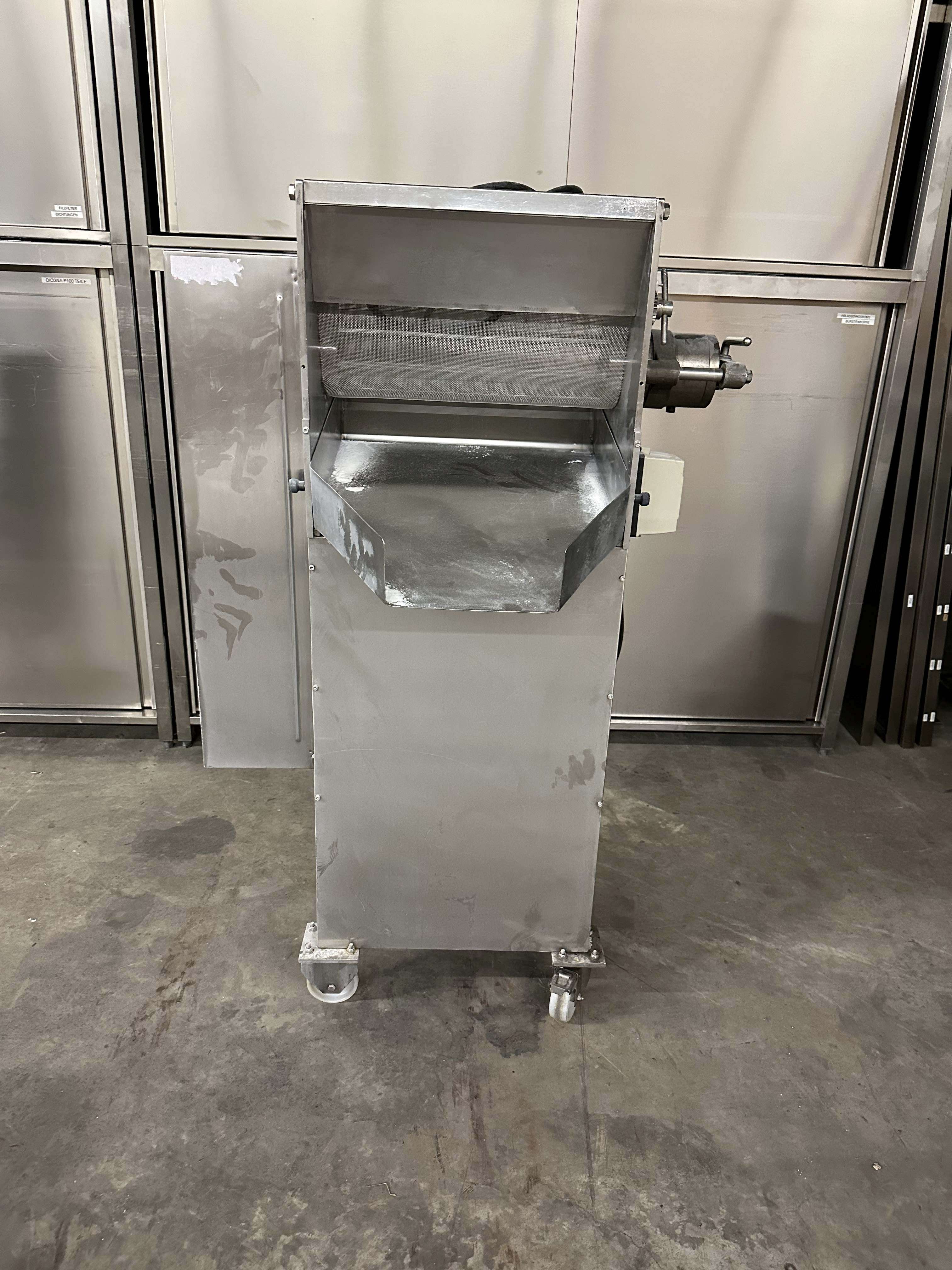 Granulation screen 5