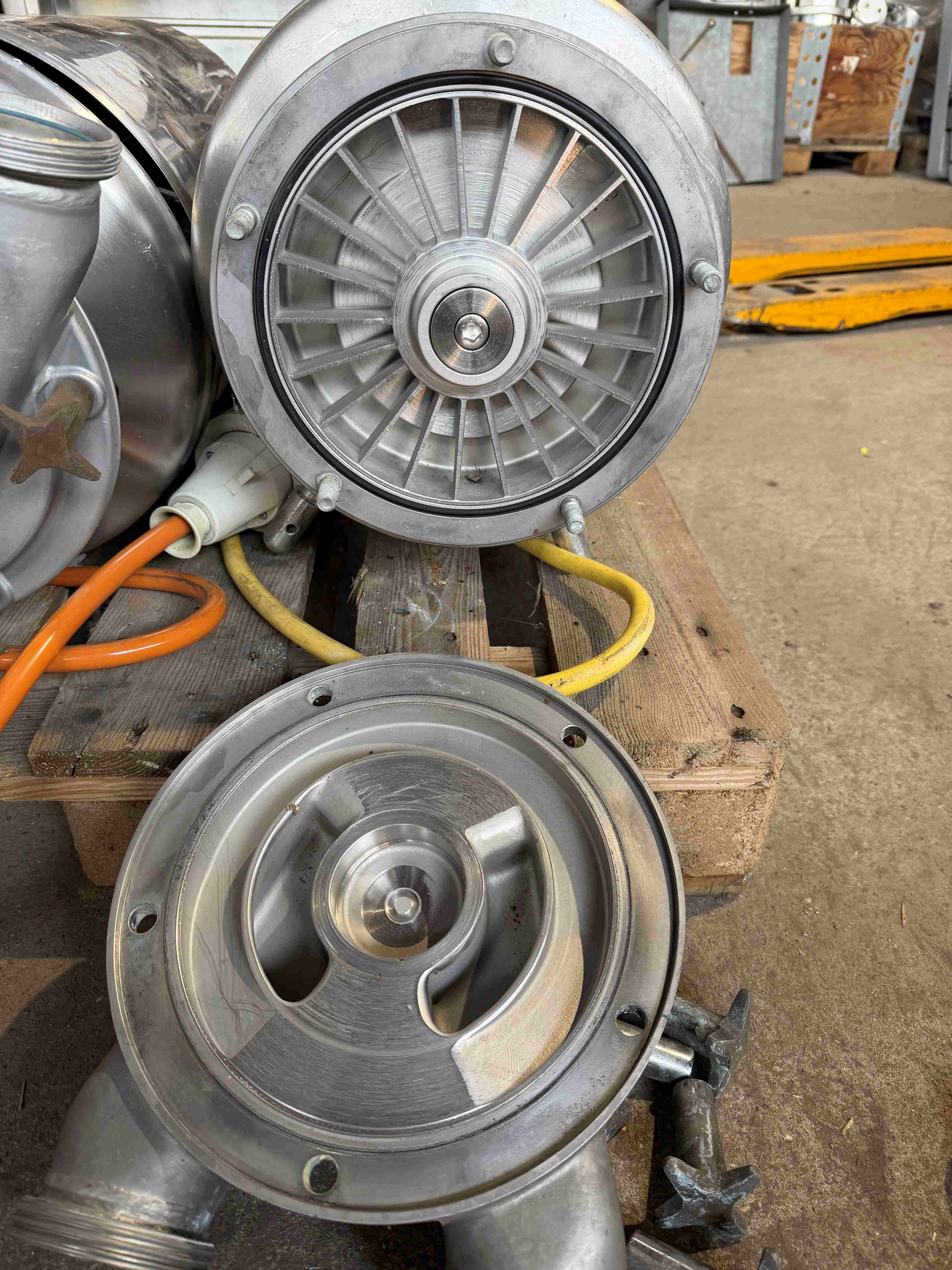 Fristam FZ 22 Centrifugal Pump Self-priming used 2