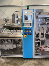 Uhlmann UPS 1070 blister machine with side-channel blower used 9