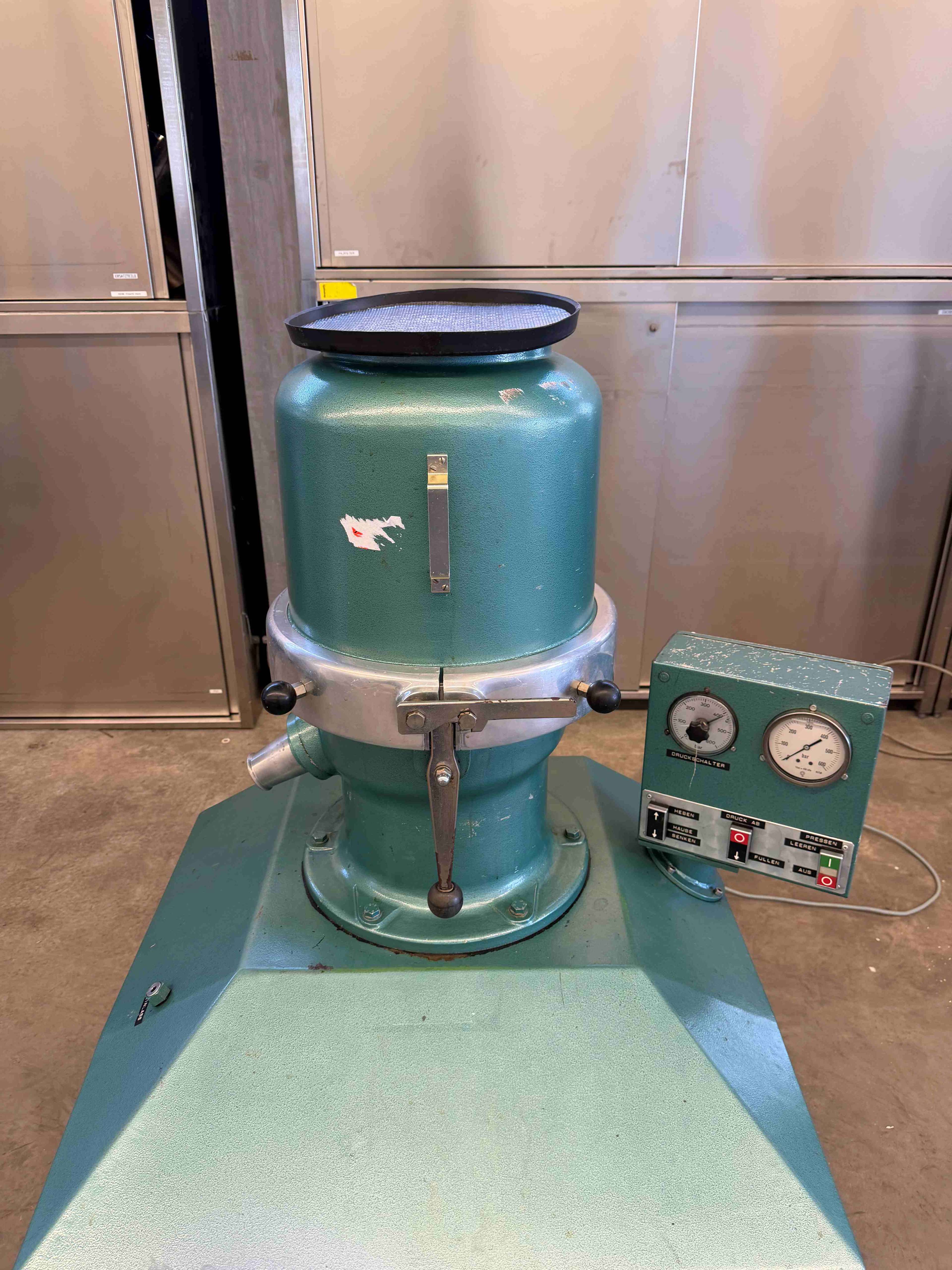 Tinkturenpresse 6