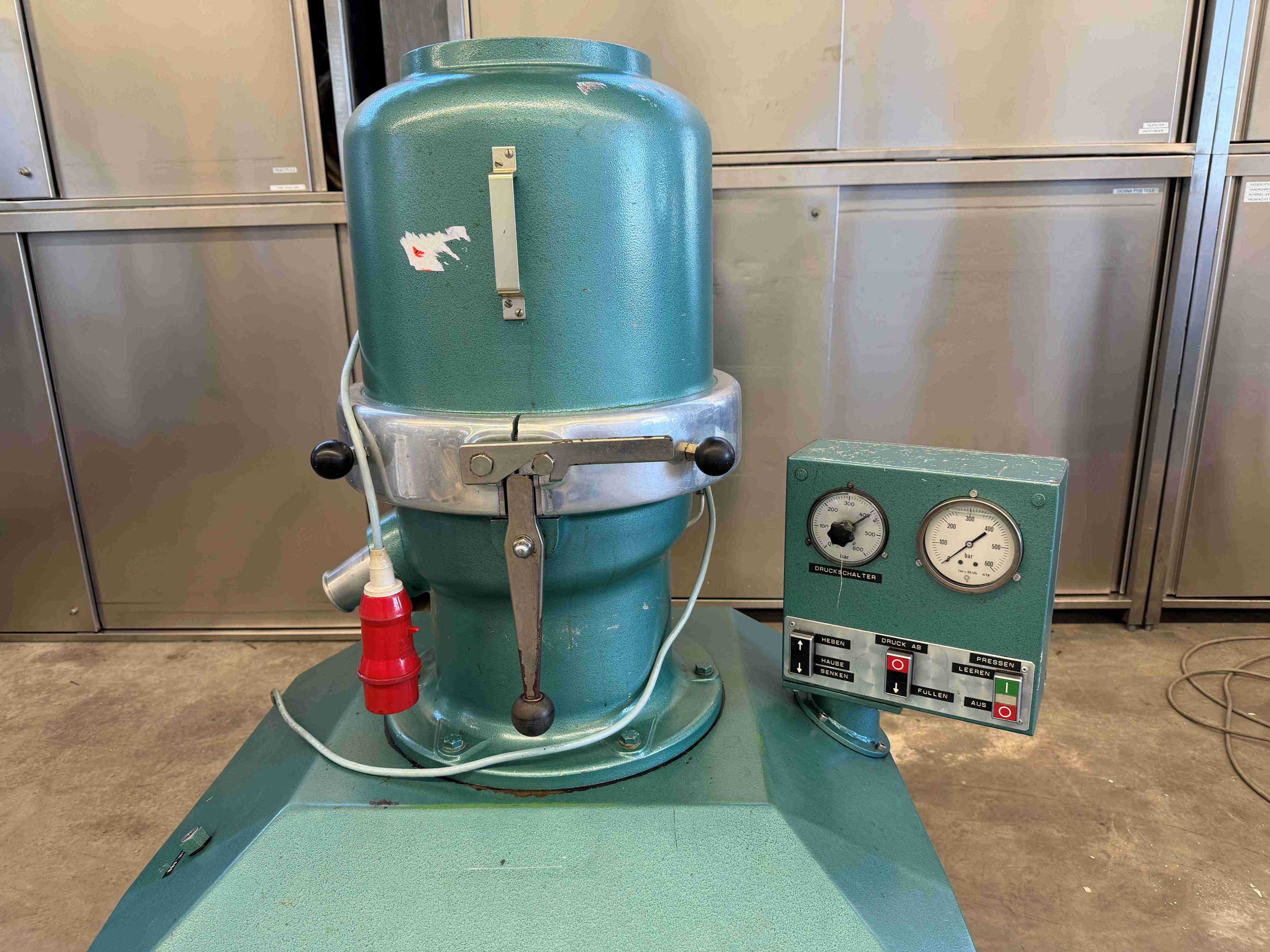 Tinkturenpresse 3
