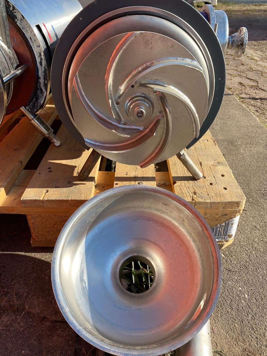 Centrifugal pump 2