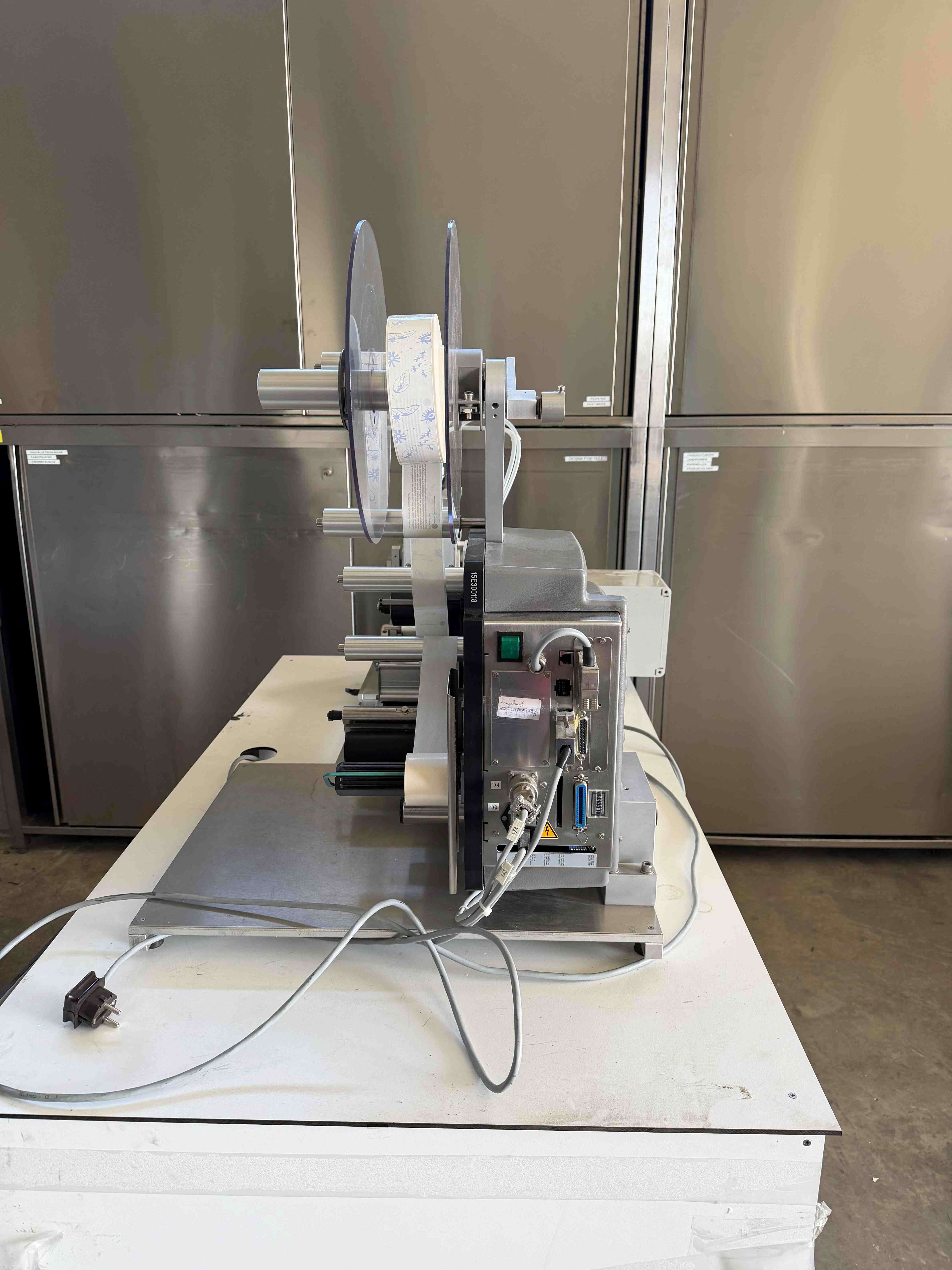 Labelling machine 3