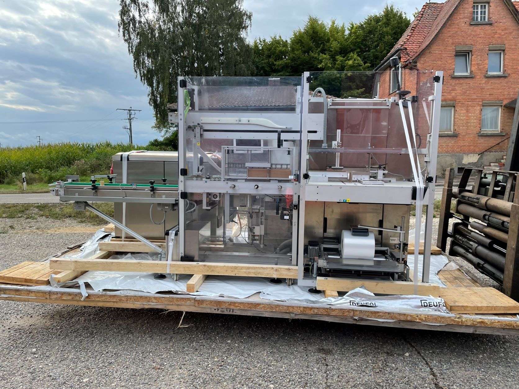 Film packaging machine 2