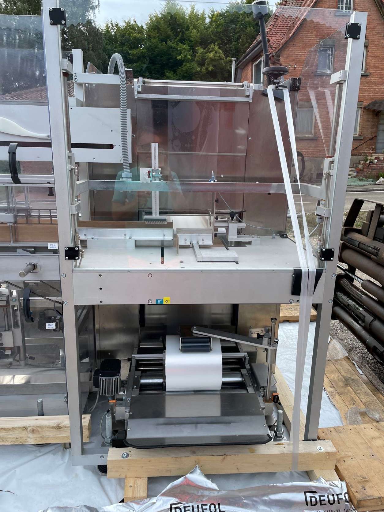 Film packaging machine 3