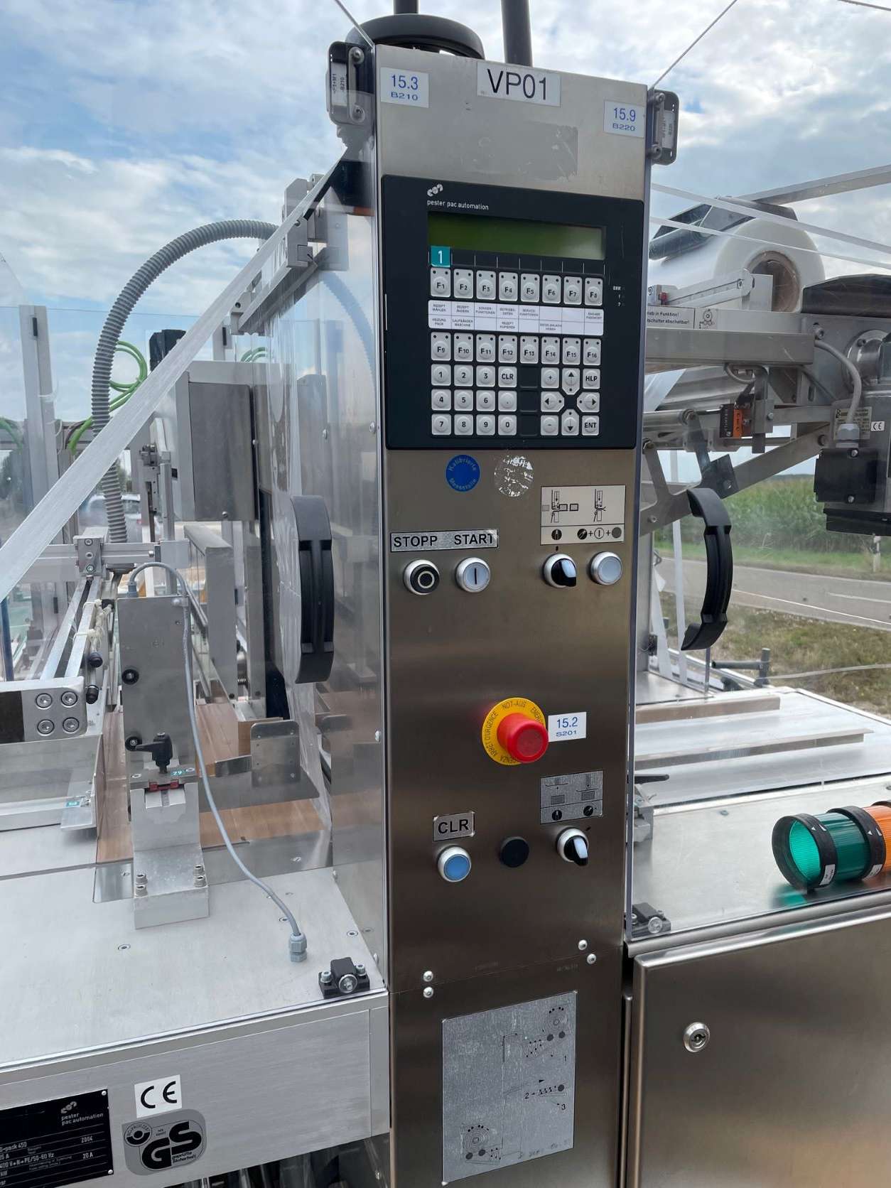 Film packaging machine 4