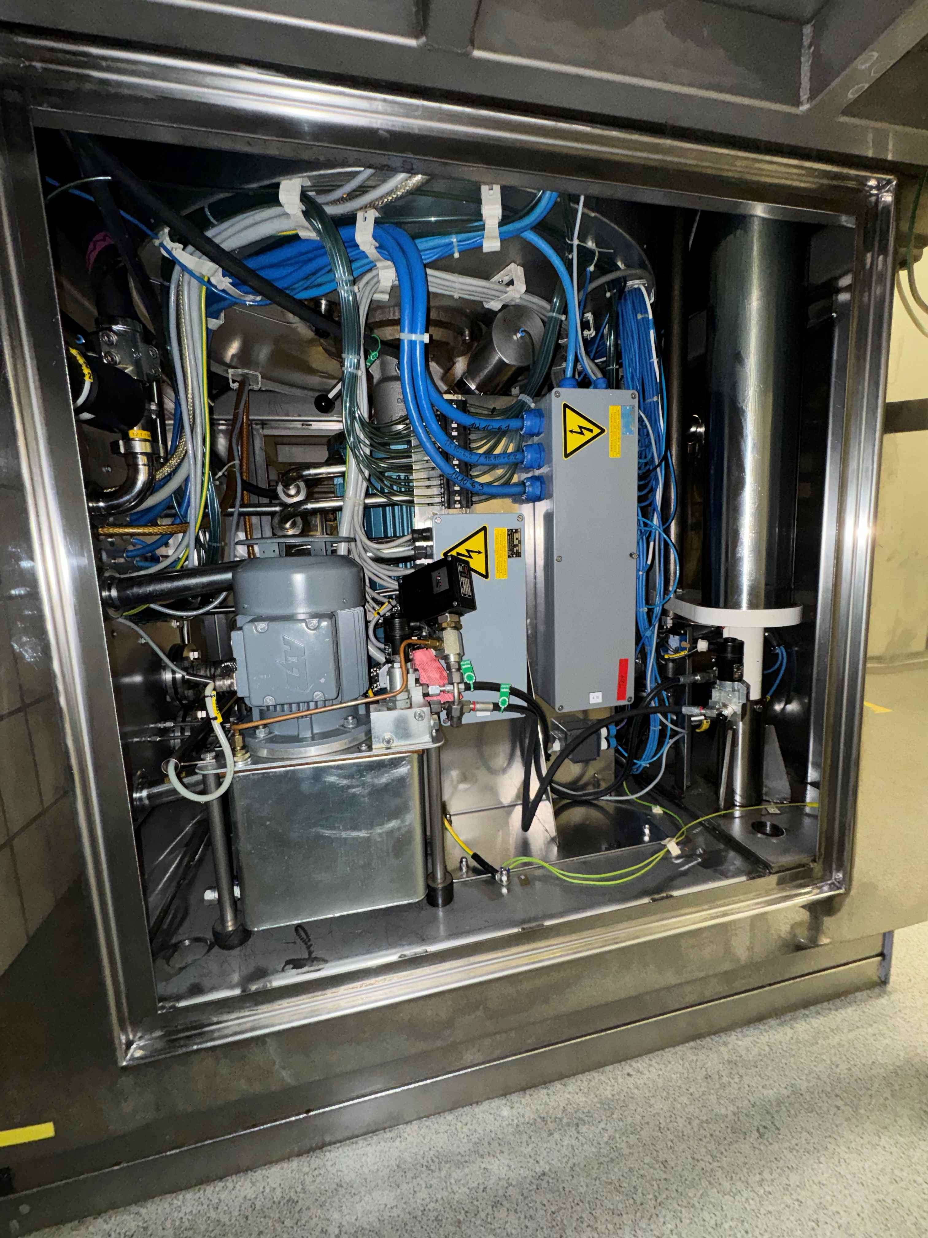 Homogenizing mixer 13