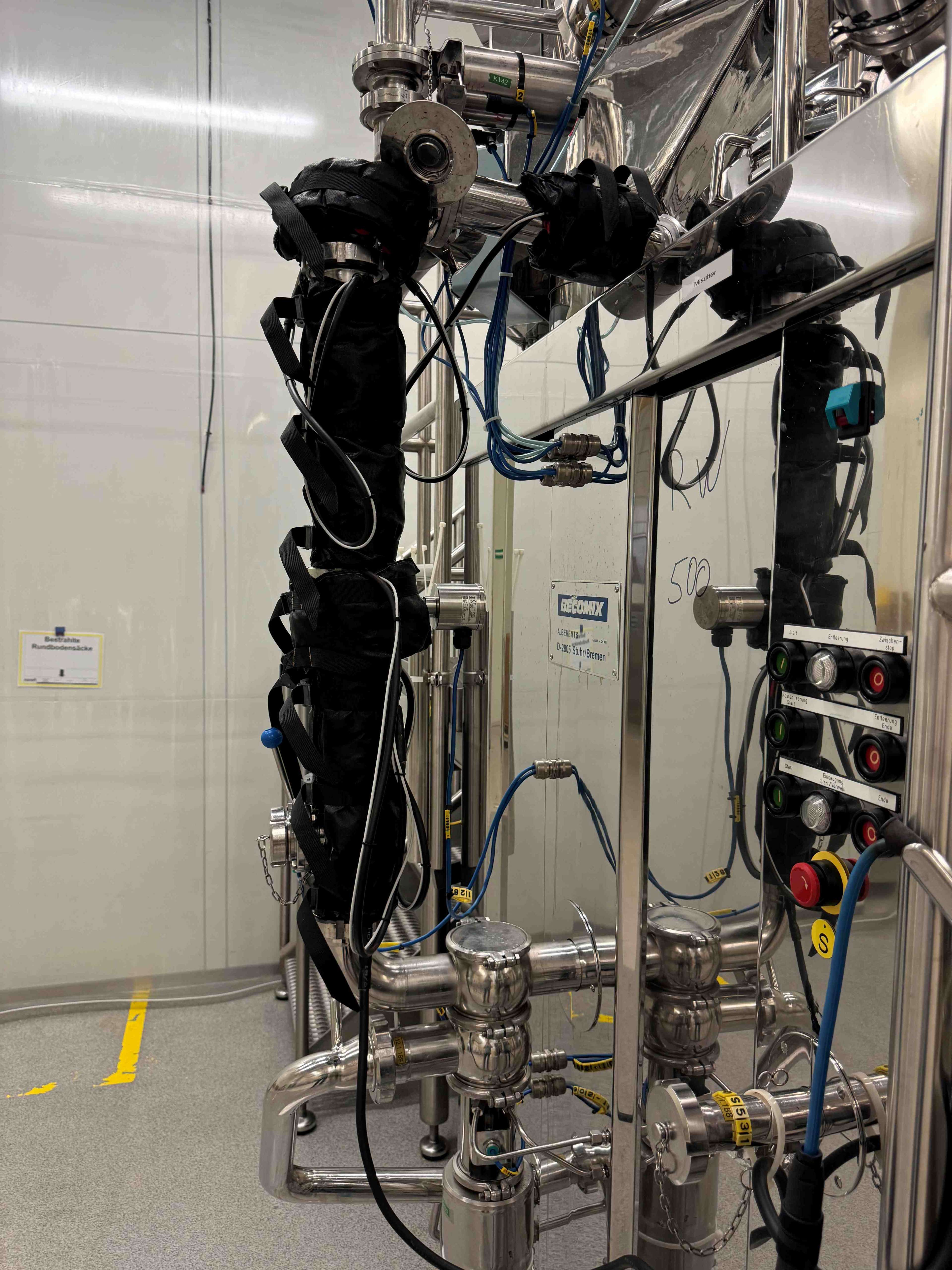 Homogenizing mixer 15