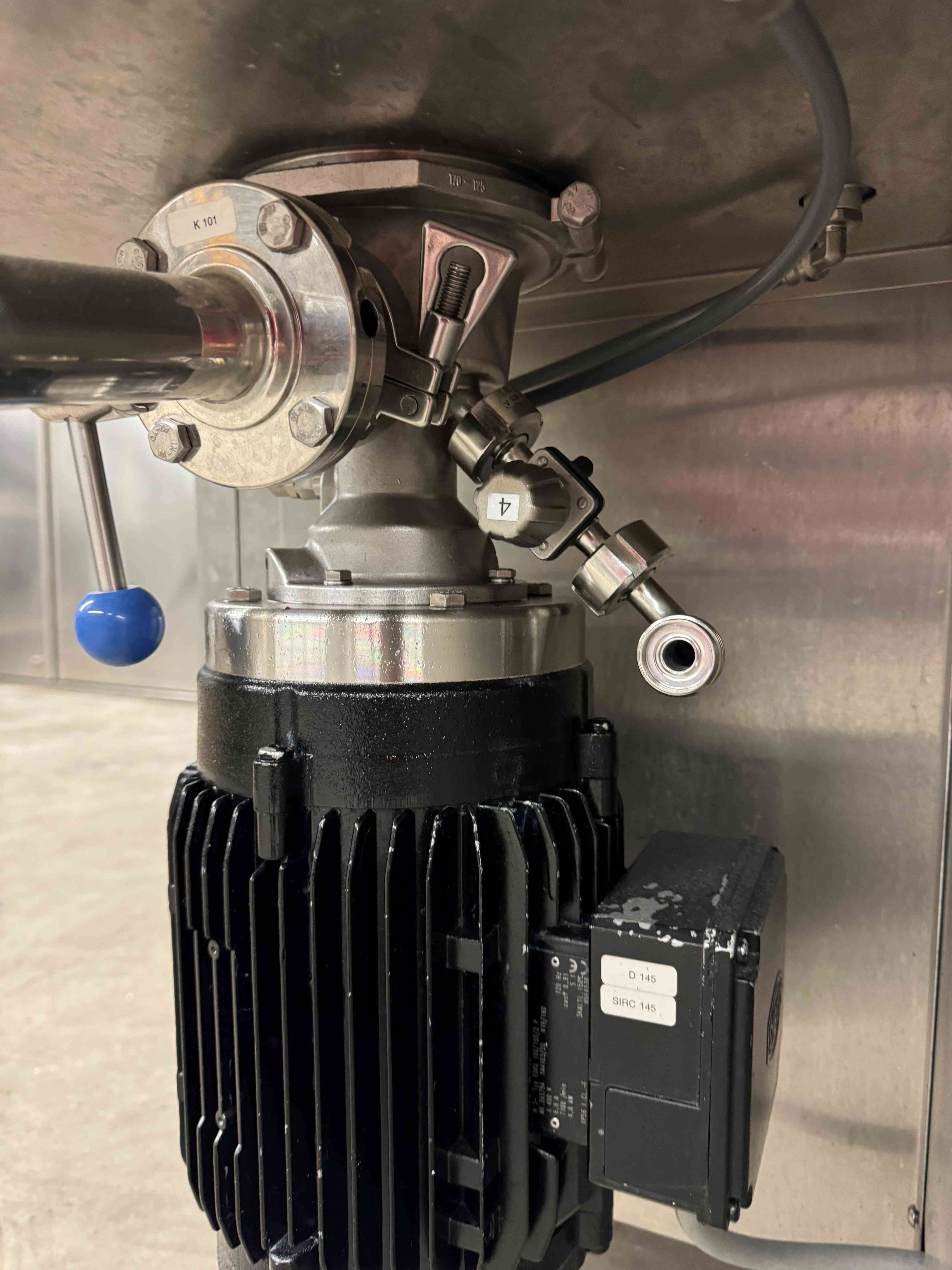 Homogenizing mixer 6