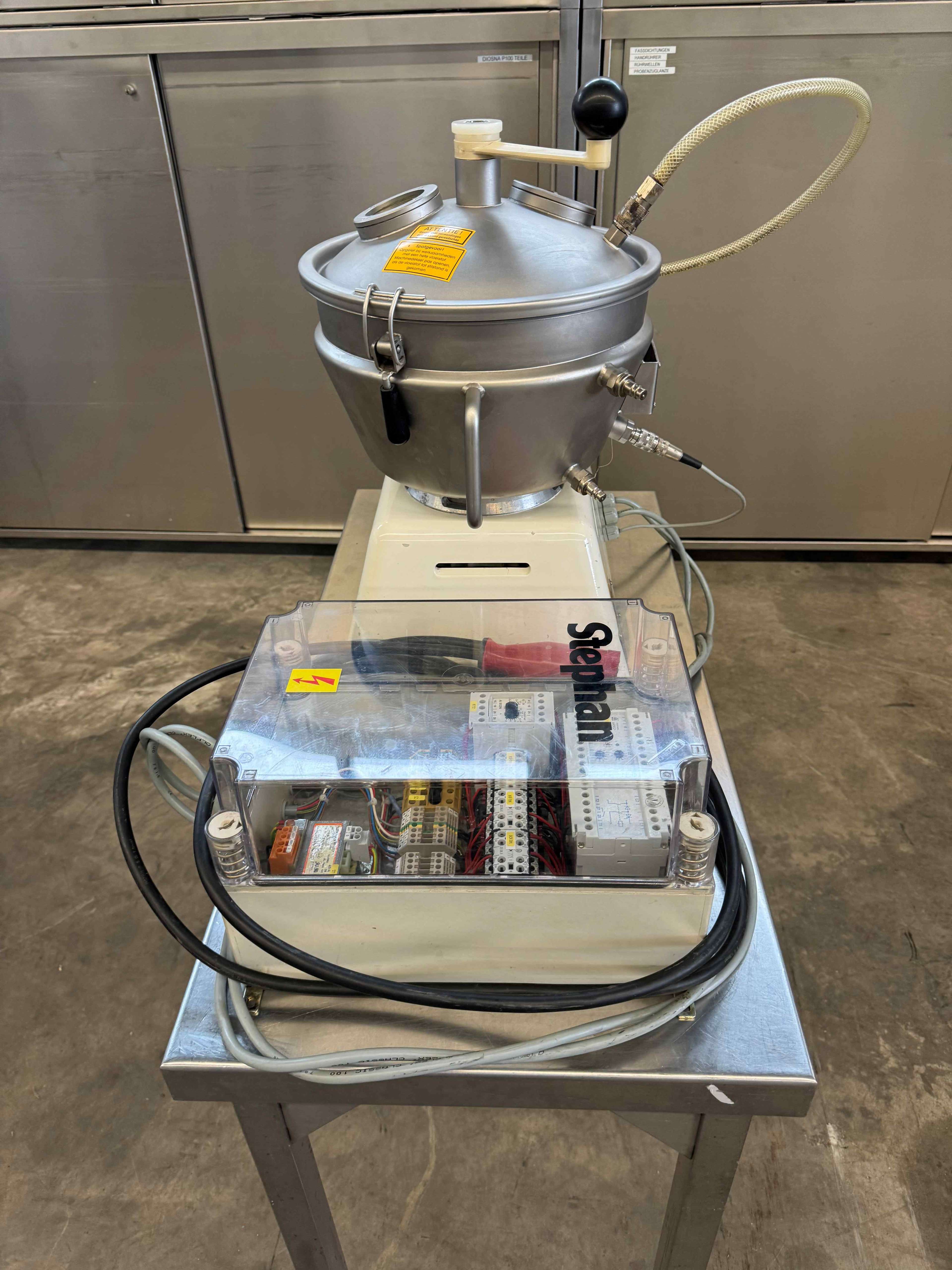 Universal machine 2