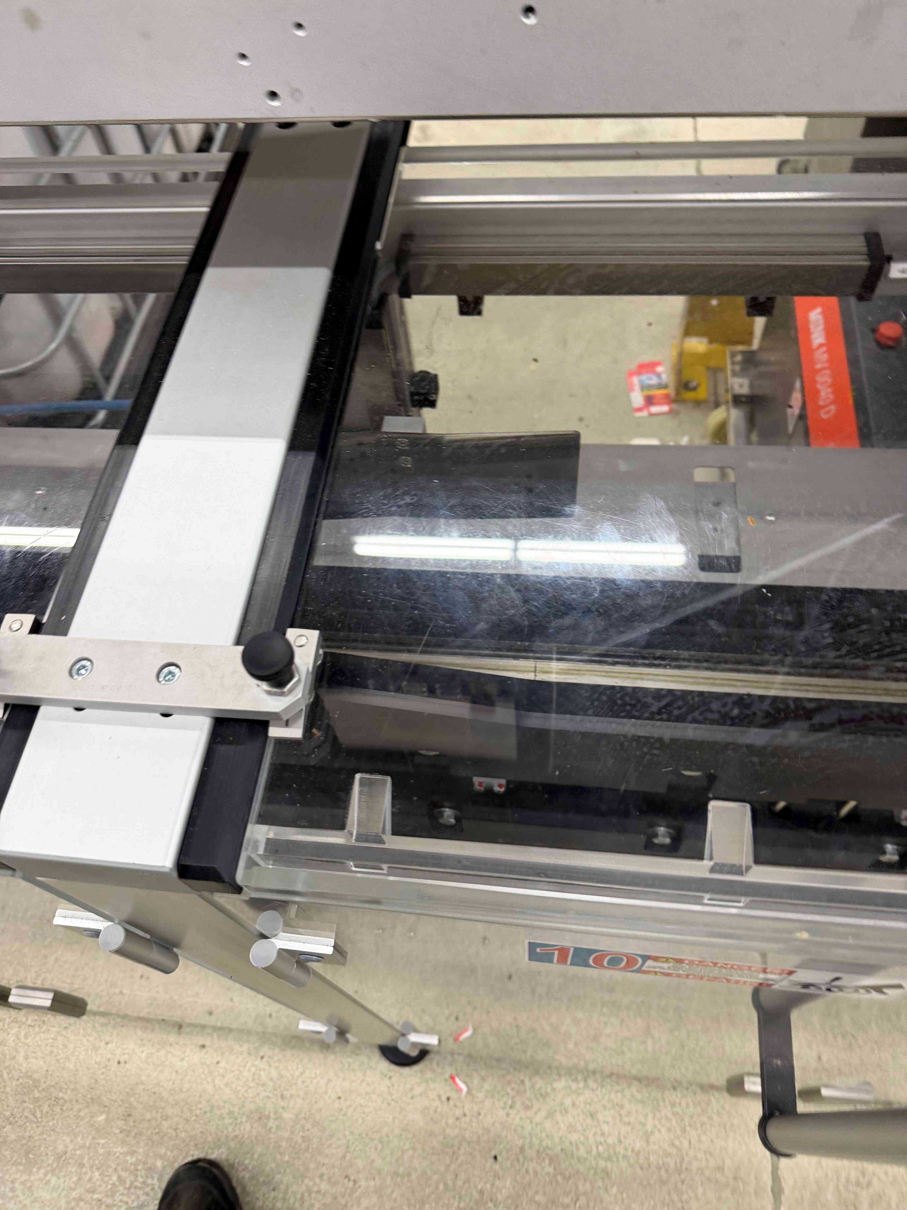 IWK SC 4 HS High-Speed Horizontal Cartoning Machine used 5
