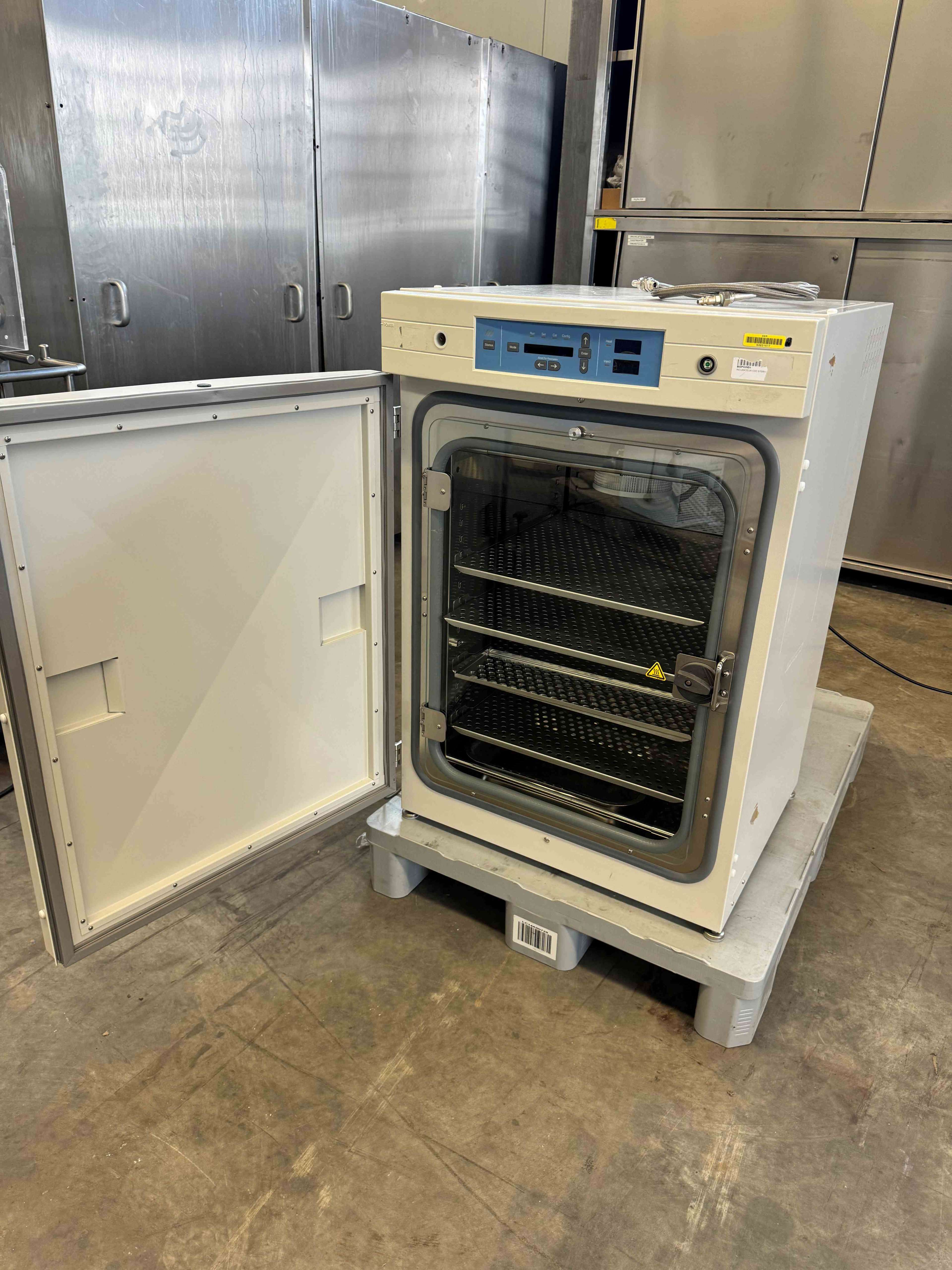 Incubator 2