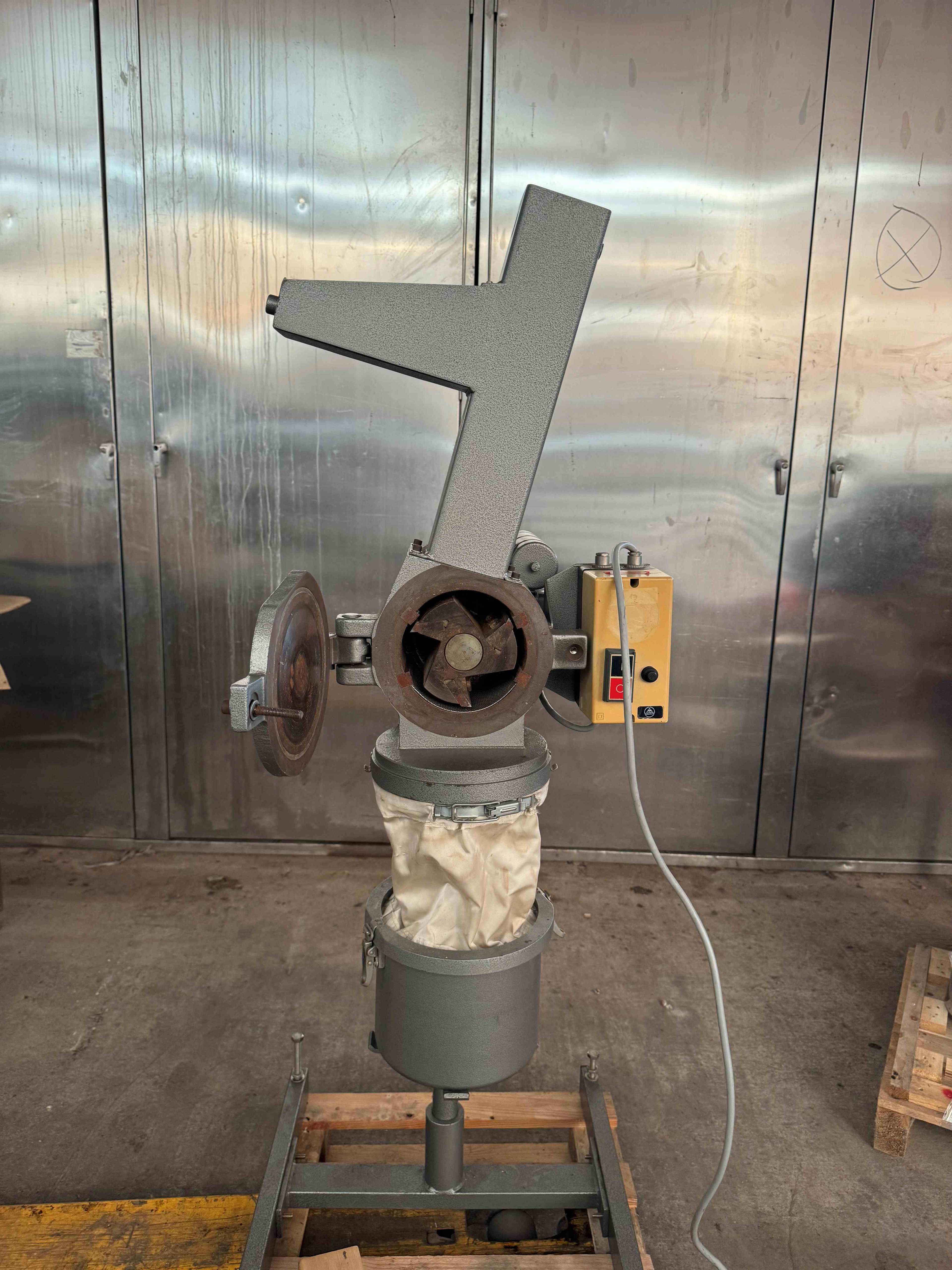 Cutting mill