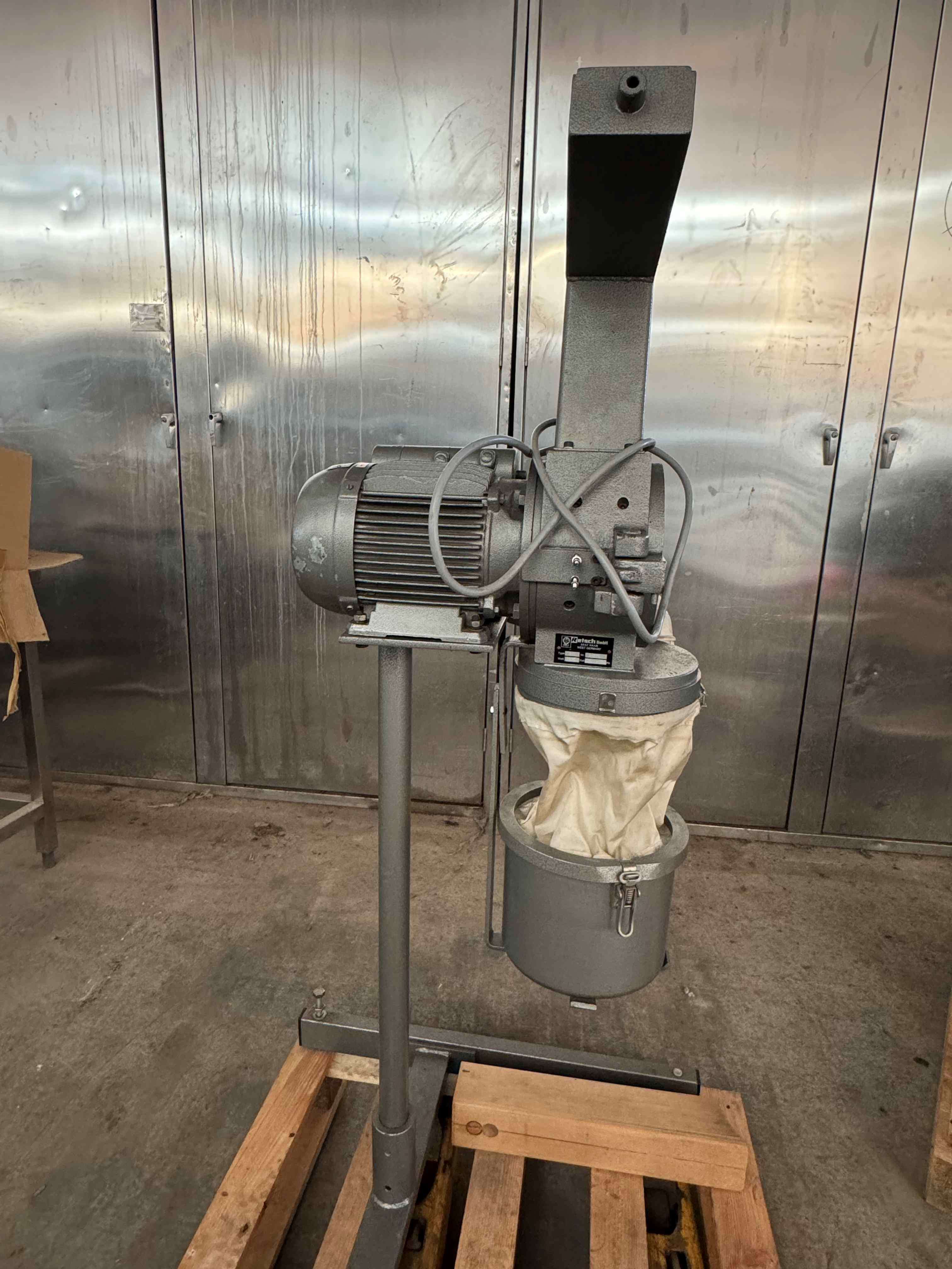 Cutting mill 6