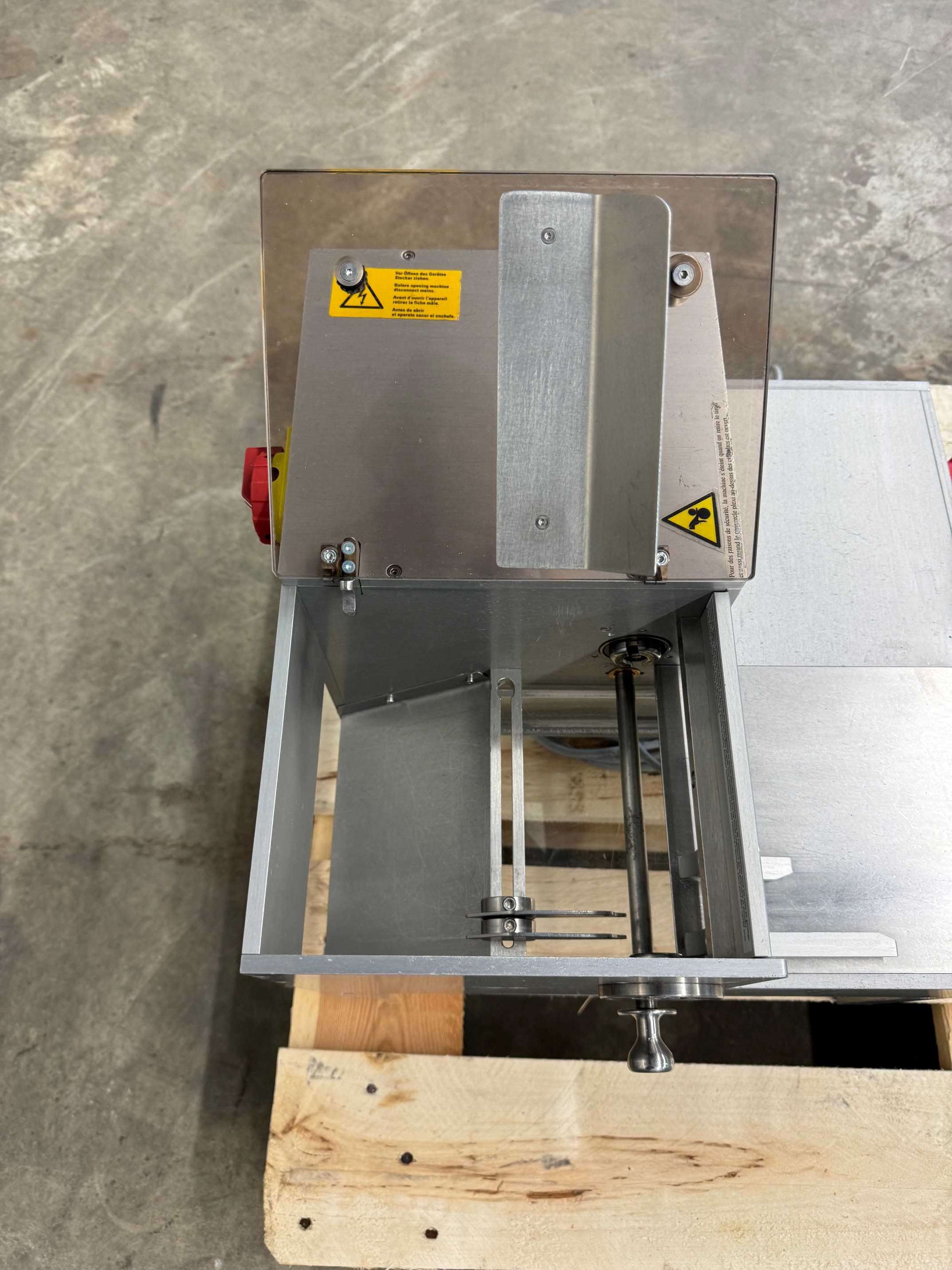 Deblister machine 3
