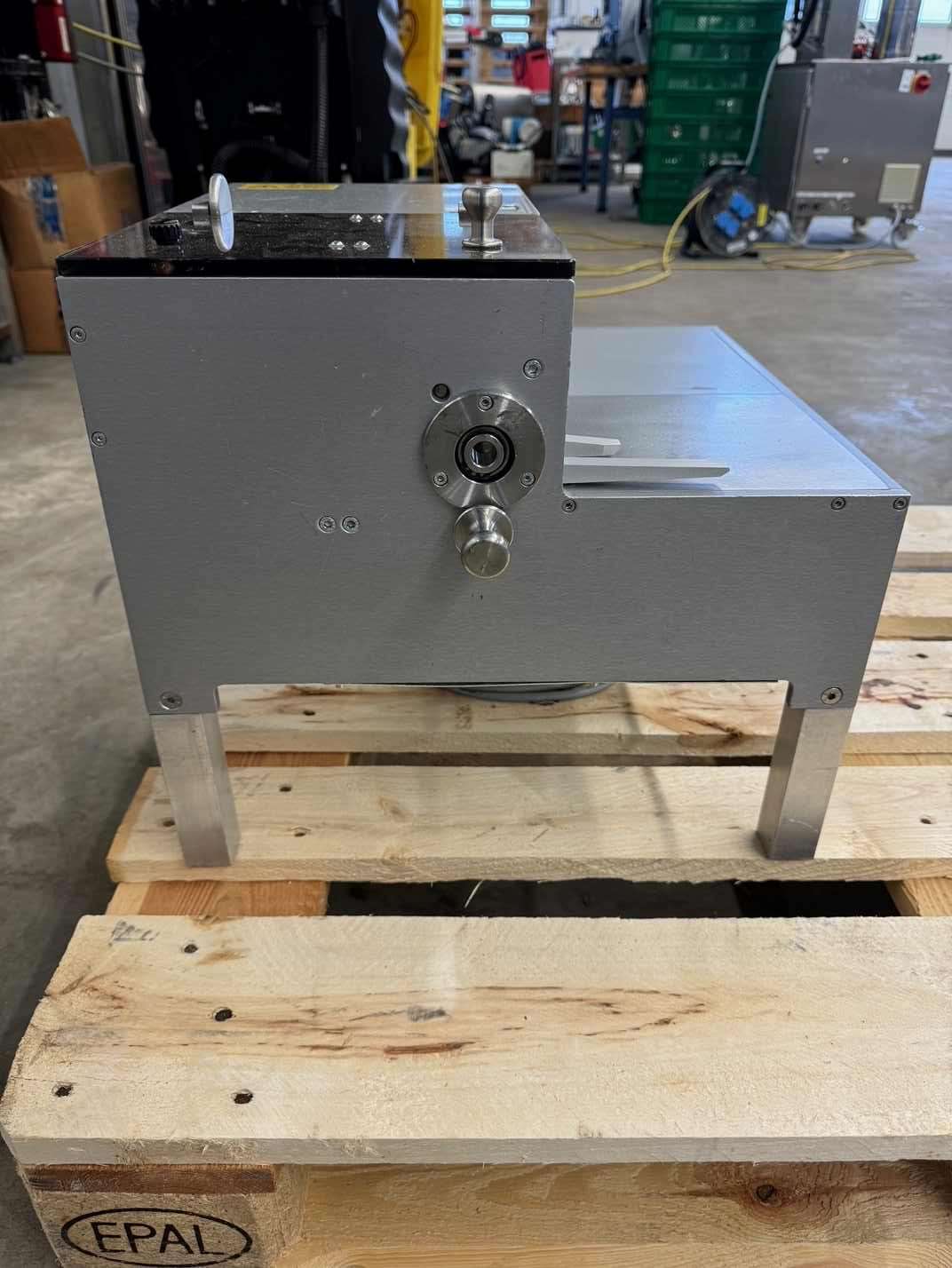 Deblister machine 6