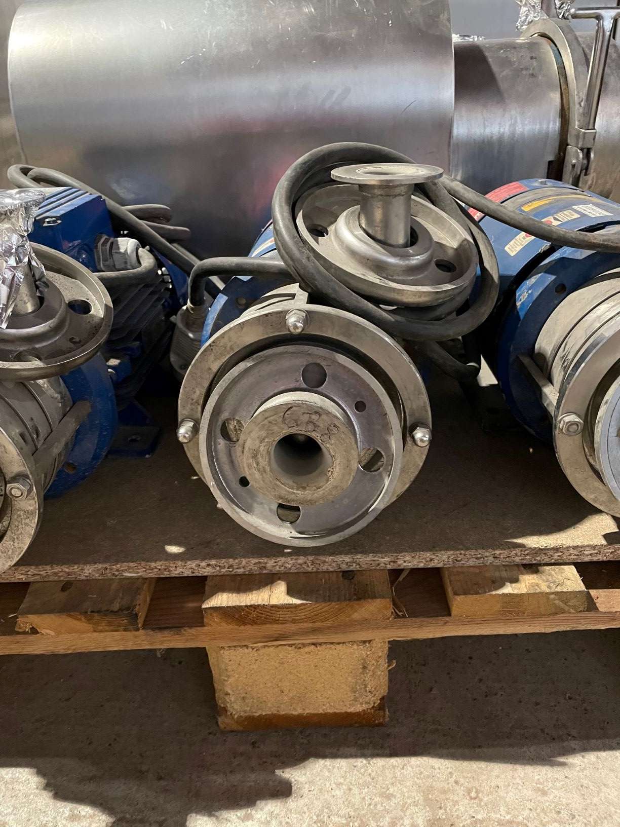 Centrifugal pump 2