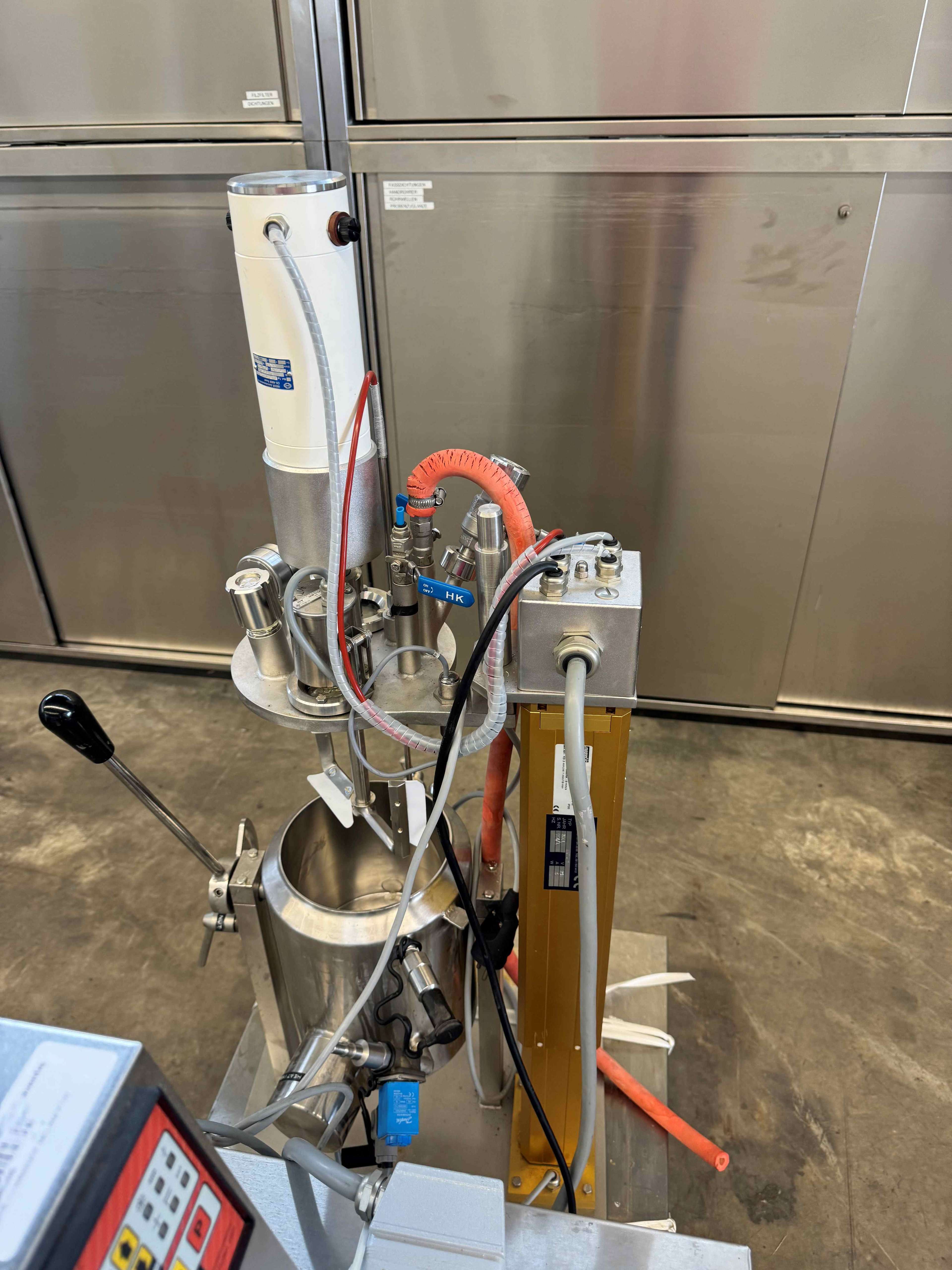 Homogenising machine 7