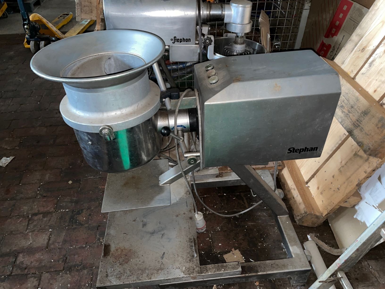 Universal machine