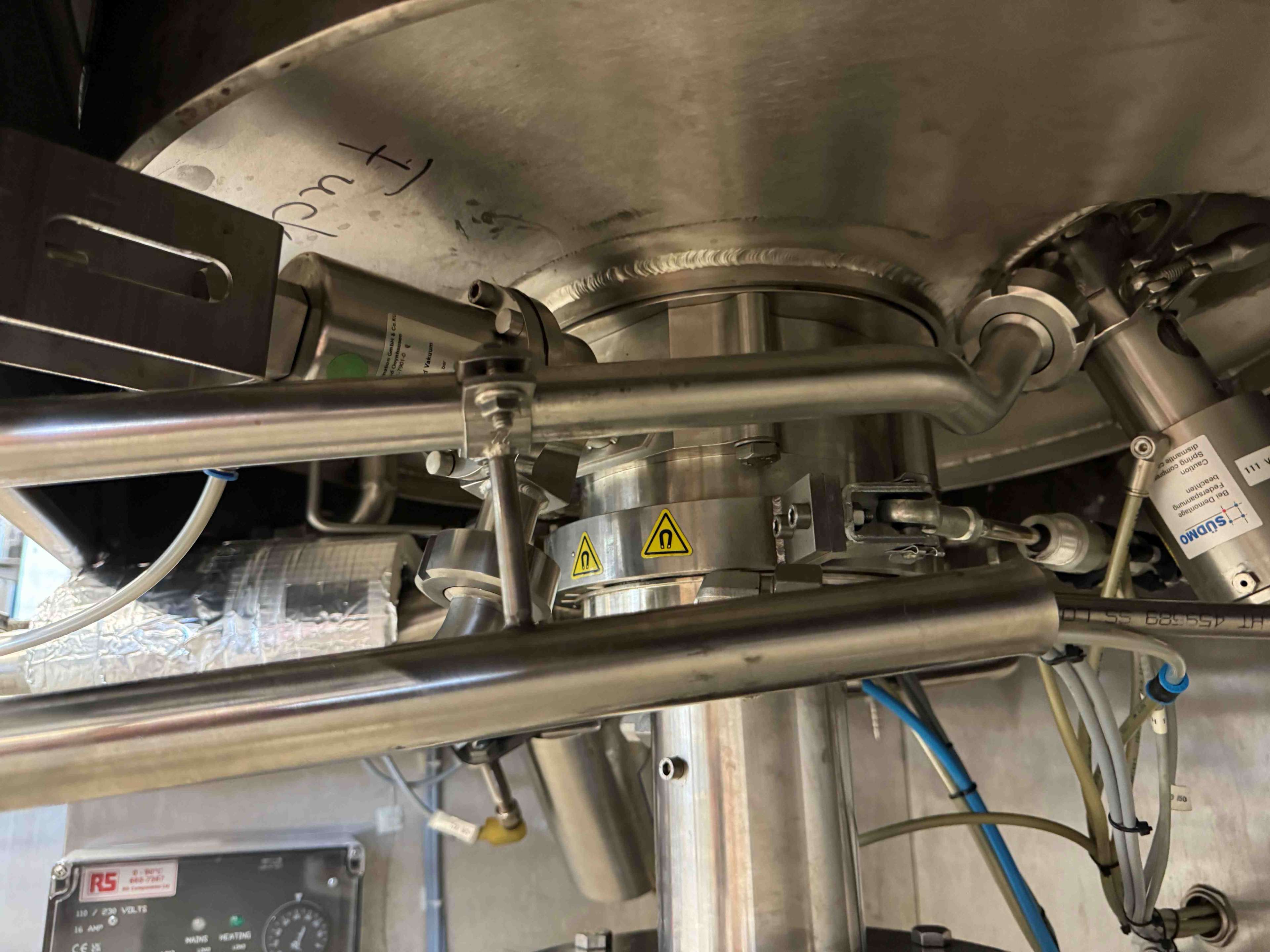 Vacuum process plant 5